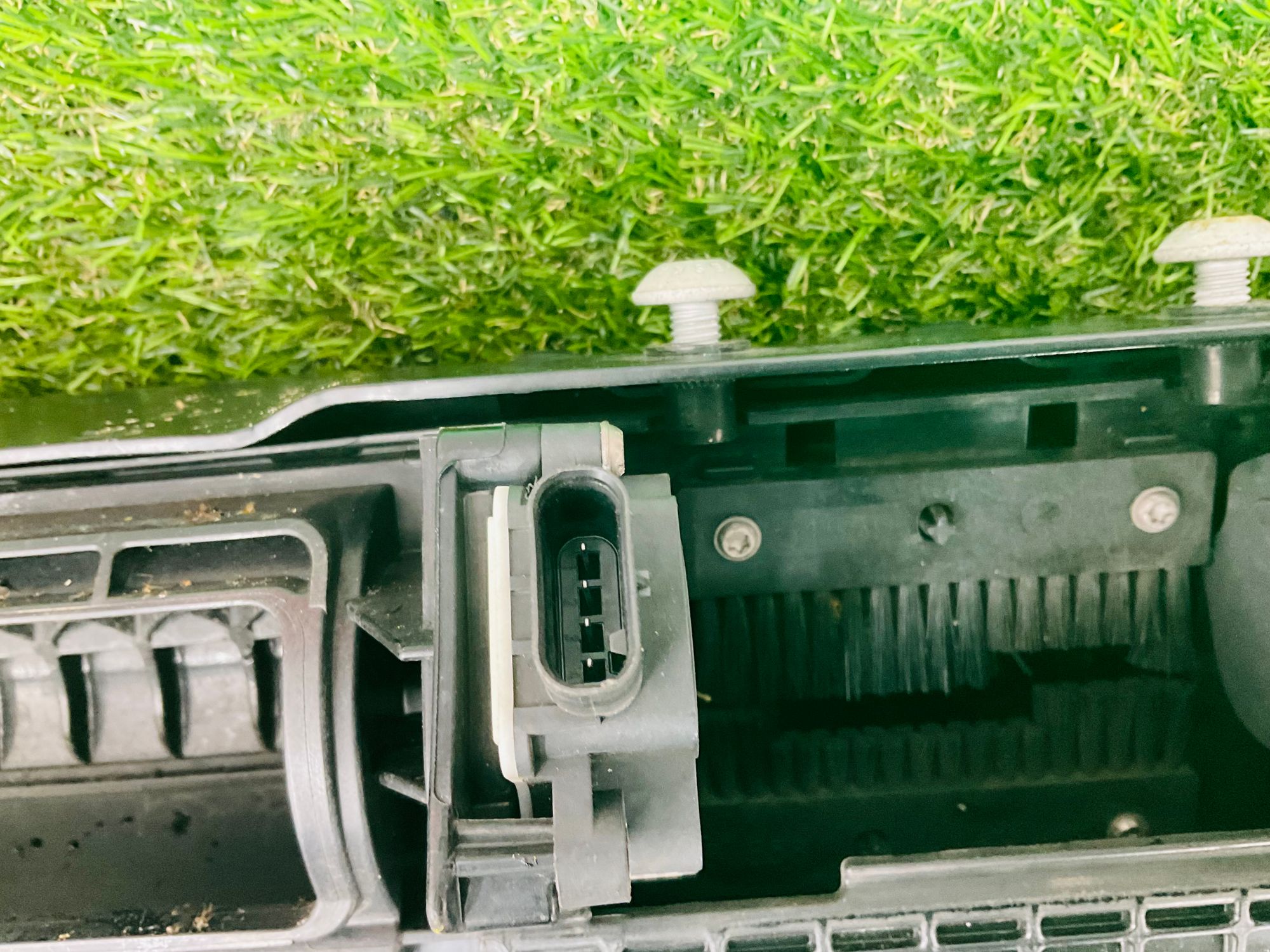 https://ycs.partsauto.market/partsauto-images/thmbs/userImages/h353NjtZg3VDP19b5HMt7LlpbQ93/part/f434cb2e-b334-4c37-a253-5d25bfabb2b6_1788964651917.jpg