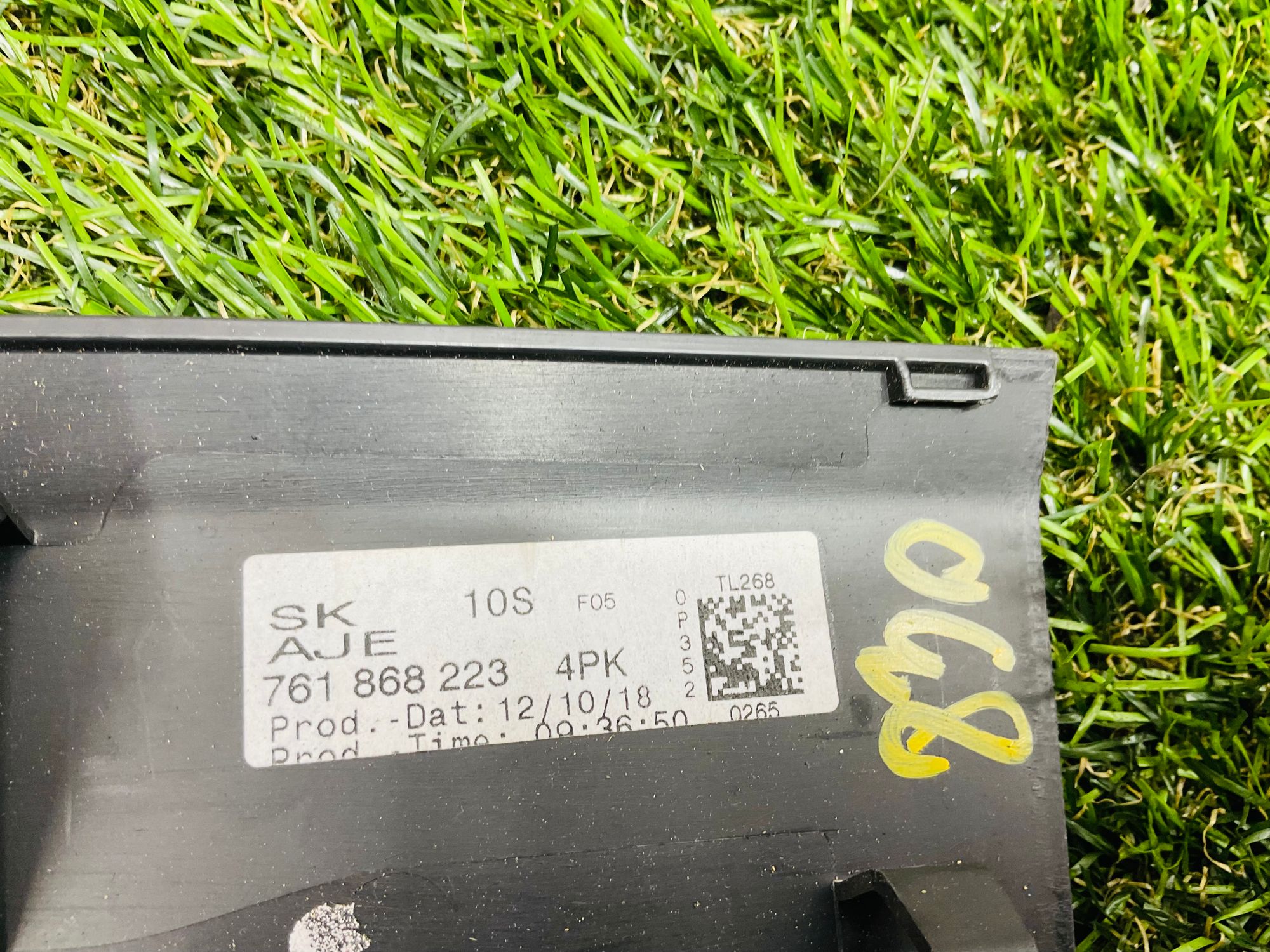 https://ycs.partsauto.market/partsauto-images/thmbs/userImages/h353NjtZg3VDP19b5HMt7LlpbQ93/part/f434cdd1-ba01-4c13-91de-e90fb88be458_1785574359400.jpg