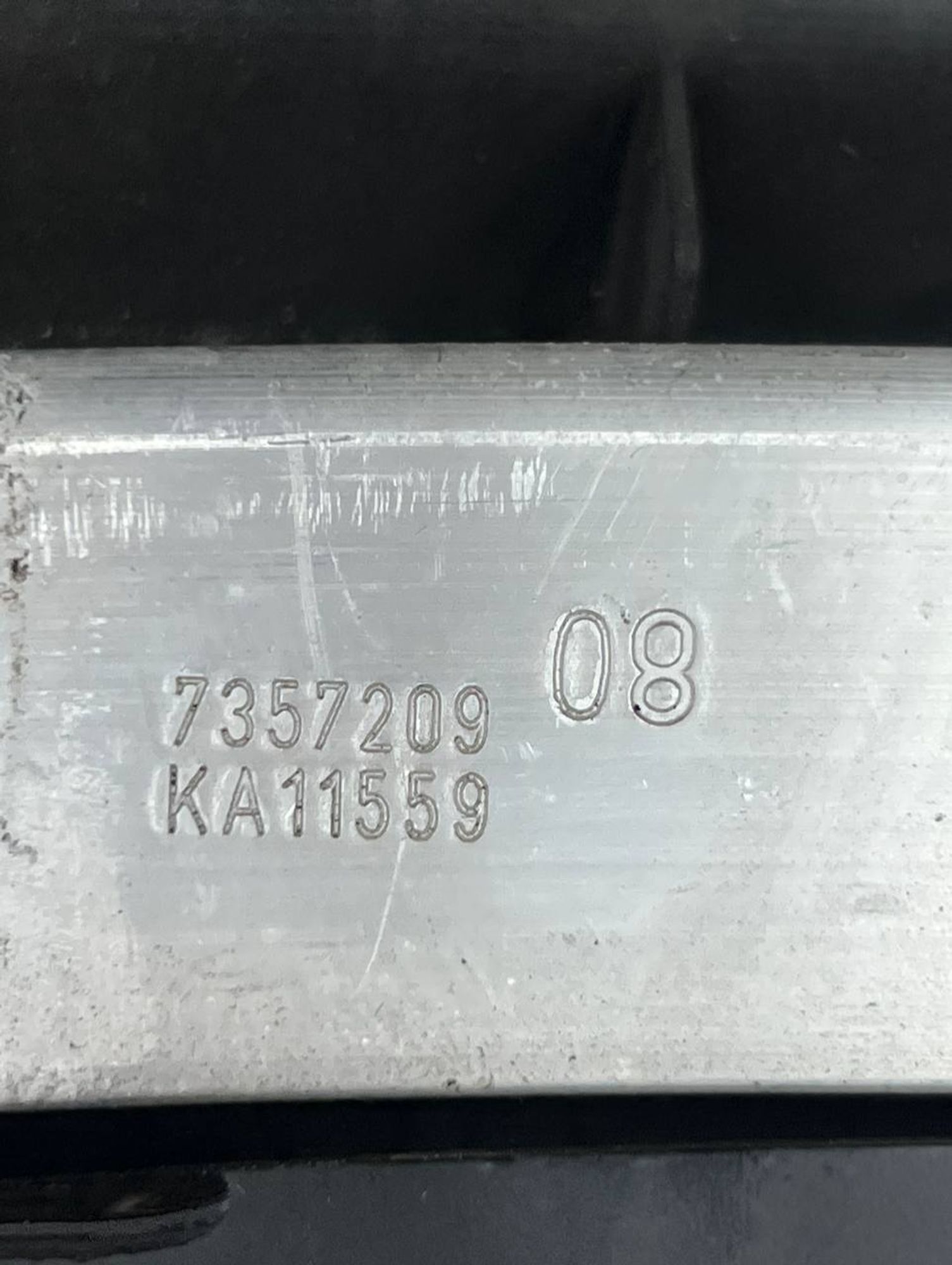 https://ycs.partsauto.market/partsauto-images/thmbs/userImages/h353NjtZg3VDP19b5HMt7LlpbQ93/part/f48ced7f-c91c-4c96-82fb-532470b11315_1730214811873.jpg