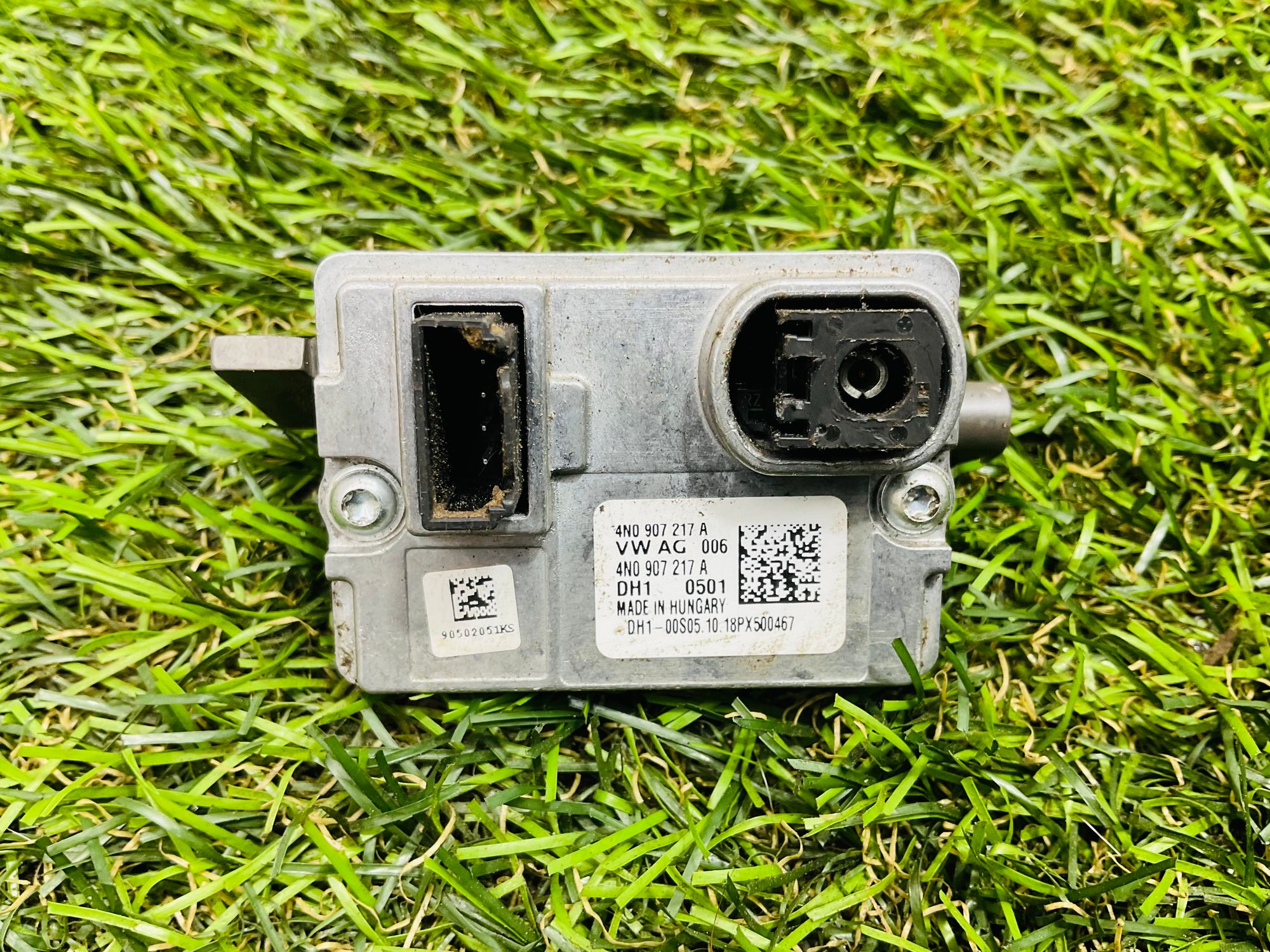 https://ycs.partsauto.market/partsauto-images/thmbs/userImages/h353NjtZg3VDP19b5HMt7LlpbQ93/part/f4e2cdb5-b703-495a-8e92-945ed736a998_1785850510802.jpg