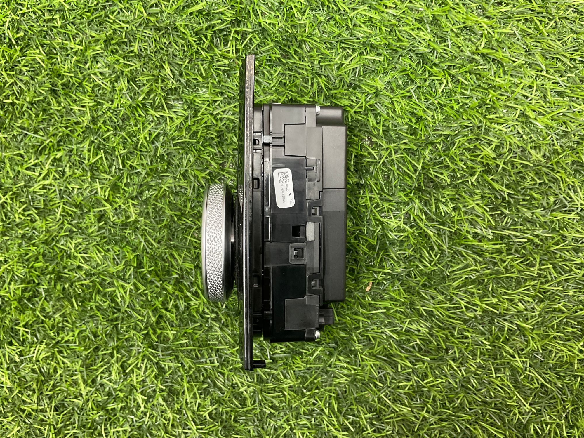 https://ycs.partsauto.market/partsauto-images/thmbs/userImages/h353NjtZg3VDP19b5HMt7LlpbQ93/part/f5374b7b-a982-499d-aa0e-ddf1bd113aae_1734959104838.jpg
