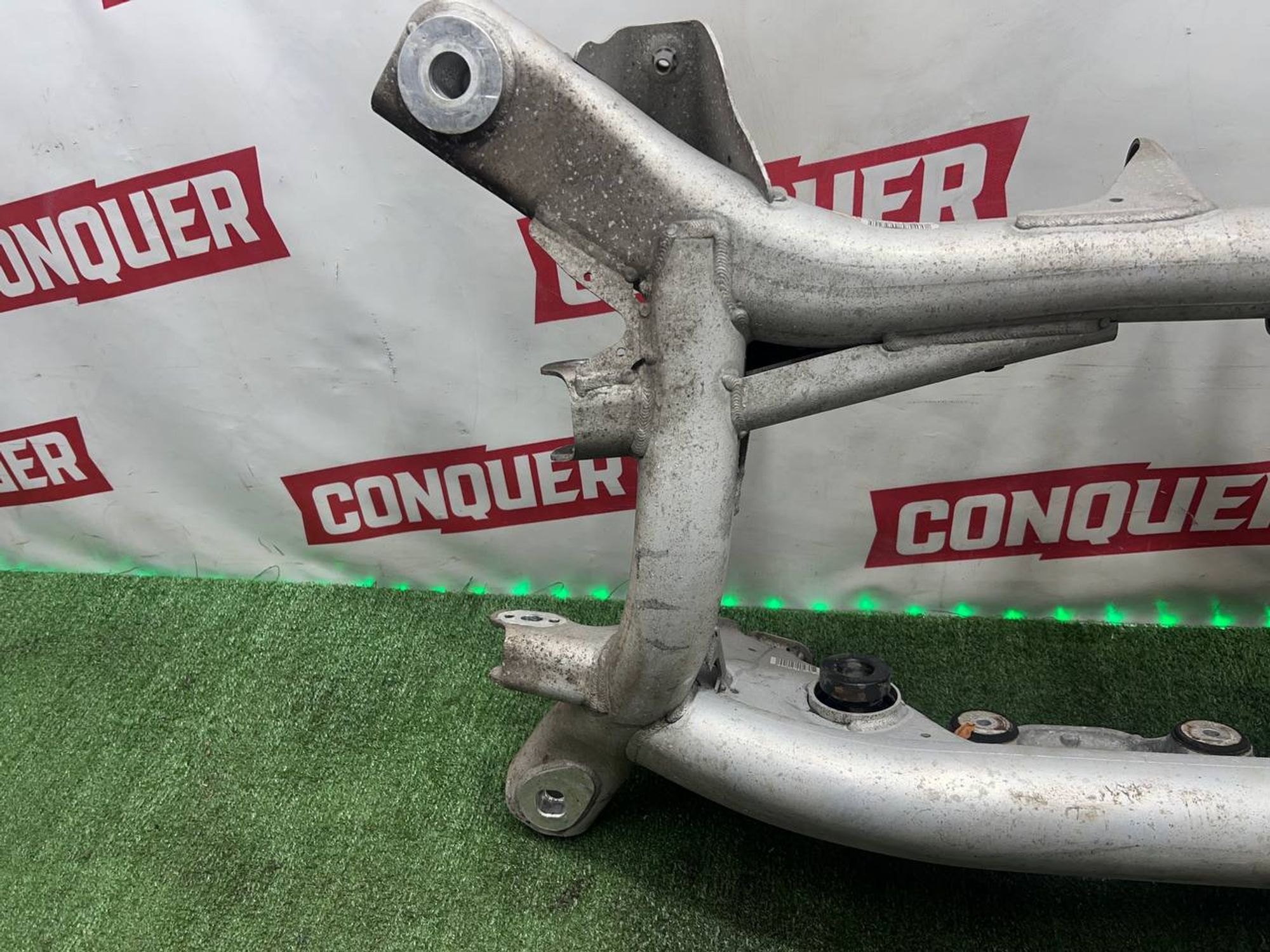 https://ycs.partsauto.market/partsauto-images/thmbs/userImages/h353NjtZg3VDP19b5HMt7LlpbQ93/part/f53edf5a-5912-43a9-b2a9-4d1997fee48e_1731052228991.jpg