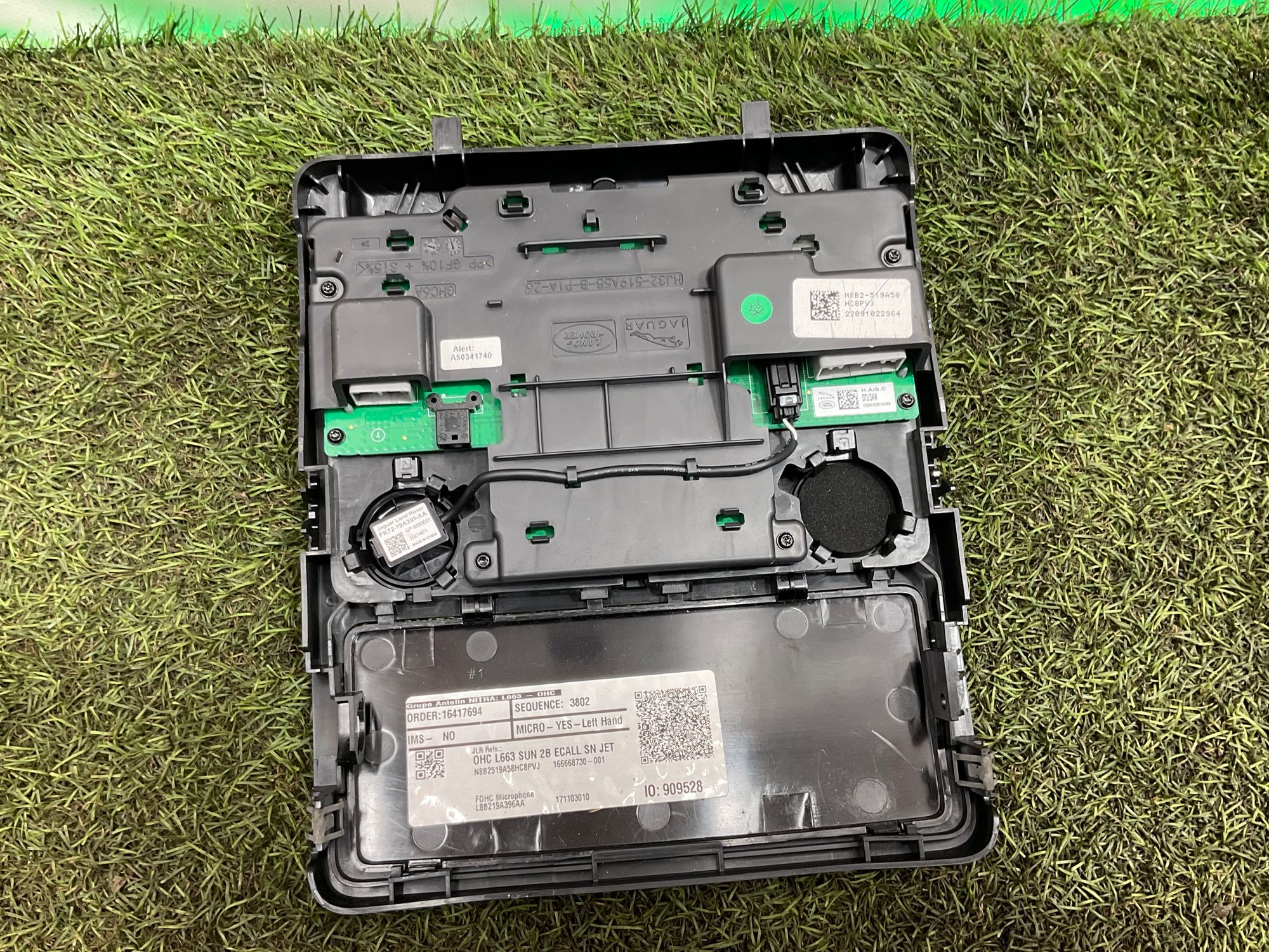 Плафон освещения салона Land Rover Defender II L663 2022, 35000 рублей, Москва