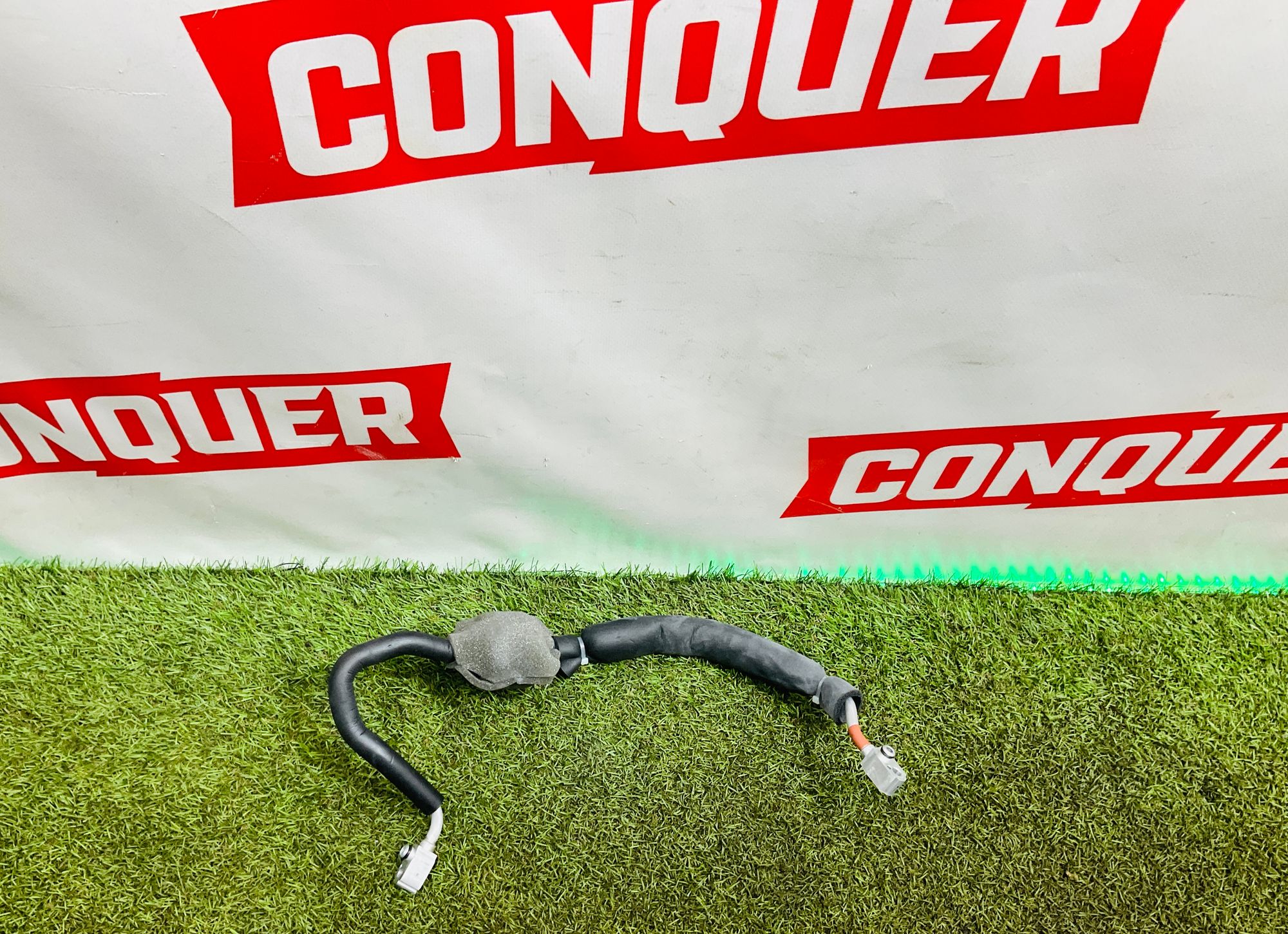 https://ycs.partsauto.market/partsauto-images/thmbs/userImages/h353NjtZg3VDP19b5HMt7LlpbQ93/part/f5537357-5aaf-404a-8f9a-d36f1cf46e72_1780054486171.jpg