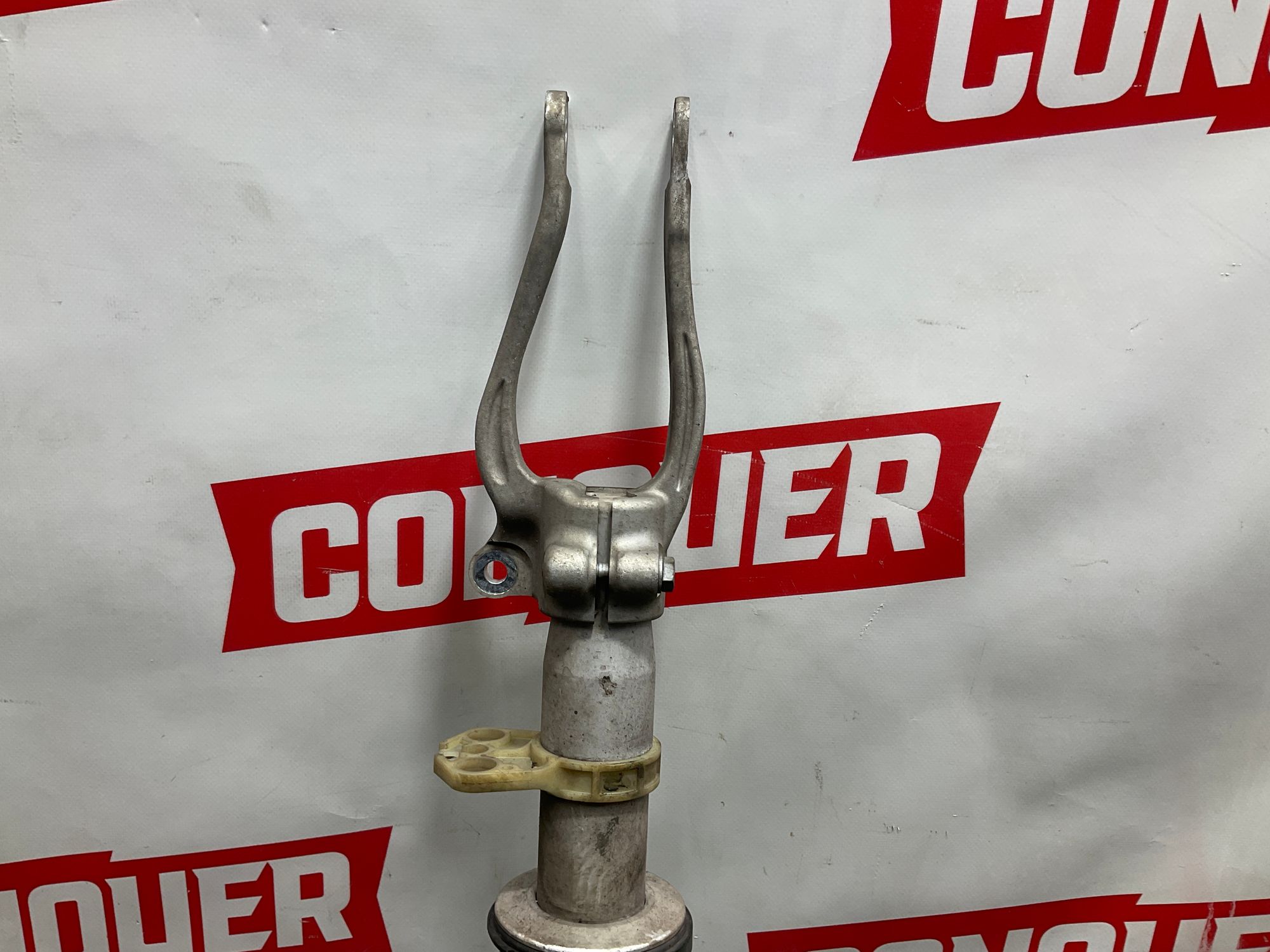 Амортизатор передний правый BMW M5, F90 рестайлинг 2022, 55000 рублей, Москва