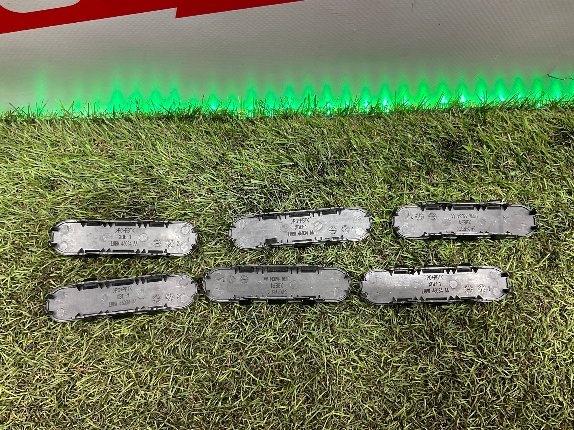 Накладка рейлингов багажника крыши Land Rover Defender II L663 2022, 6000 рублей, Москва