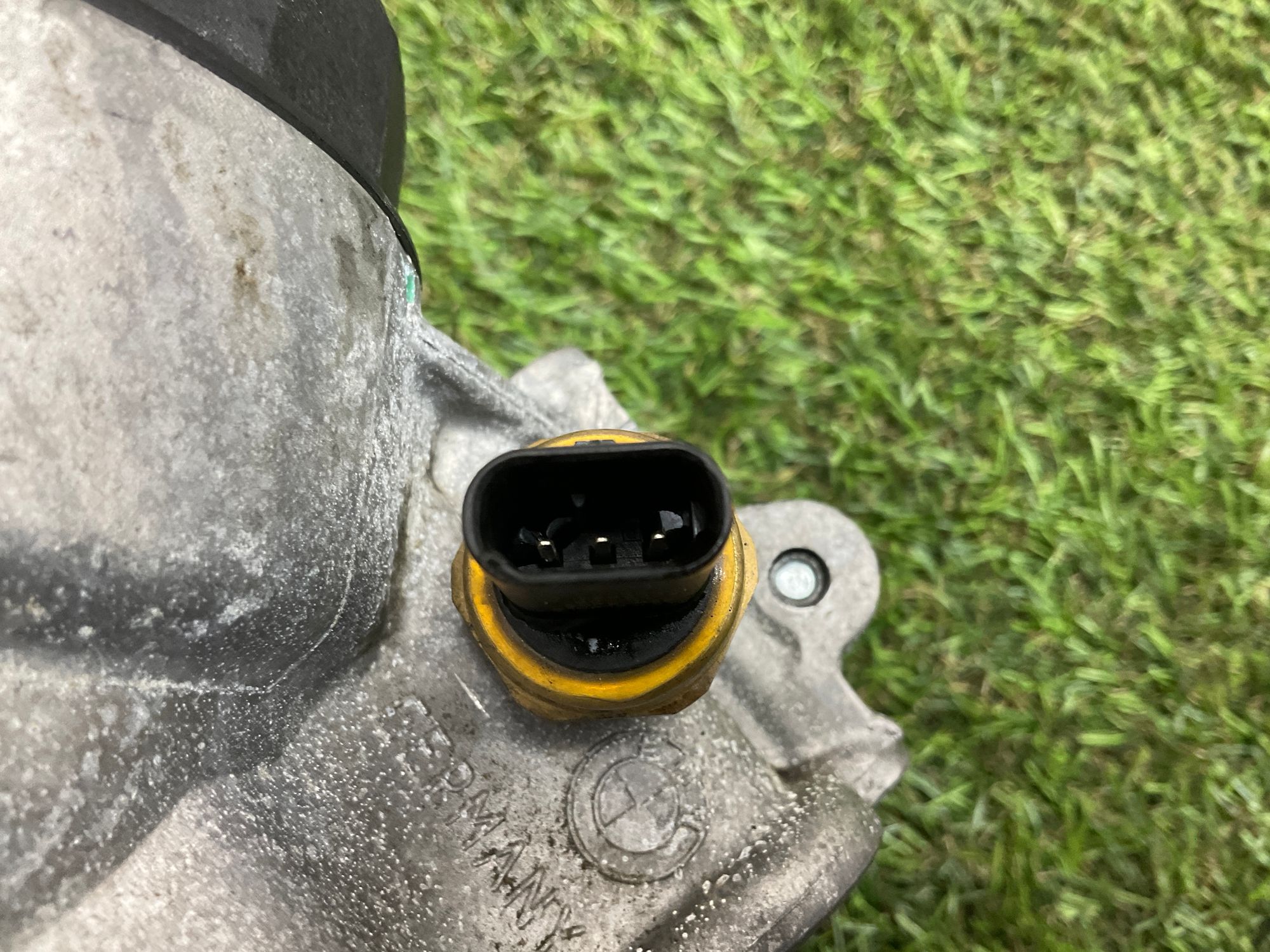 Корпус масляного фильтра BMW 5 серия F10/F11/F07 N20, 2000 рублей, Москва