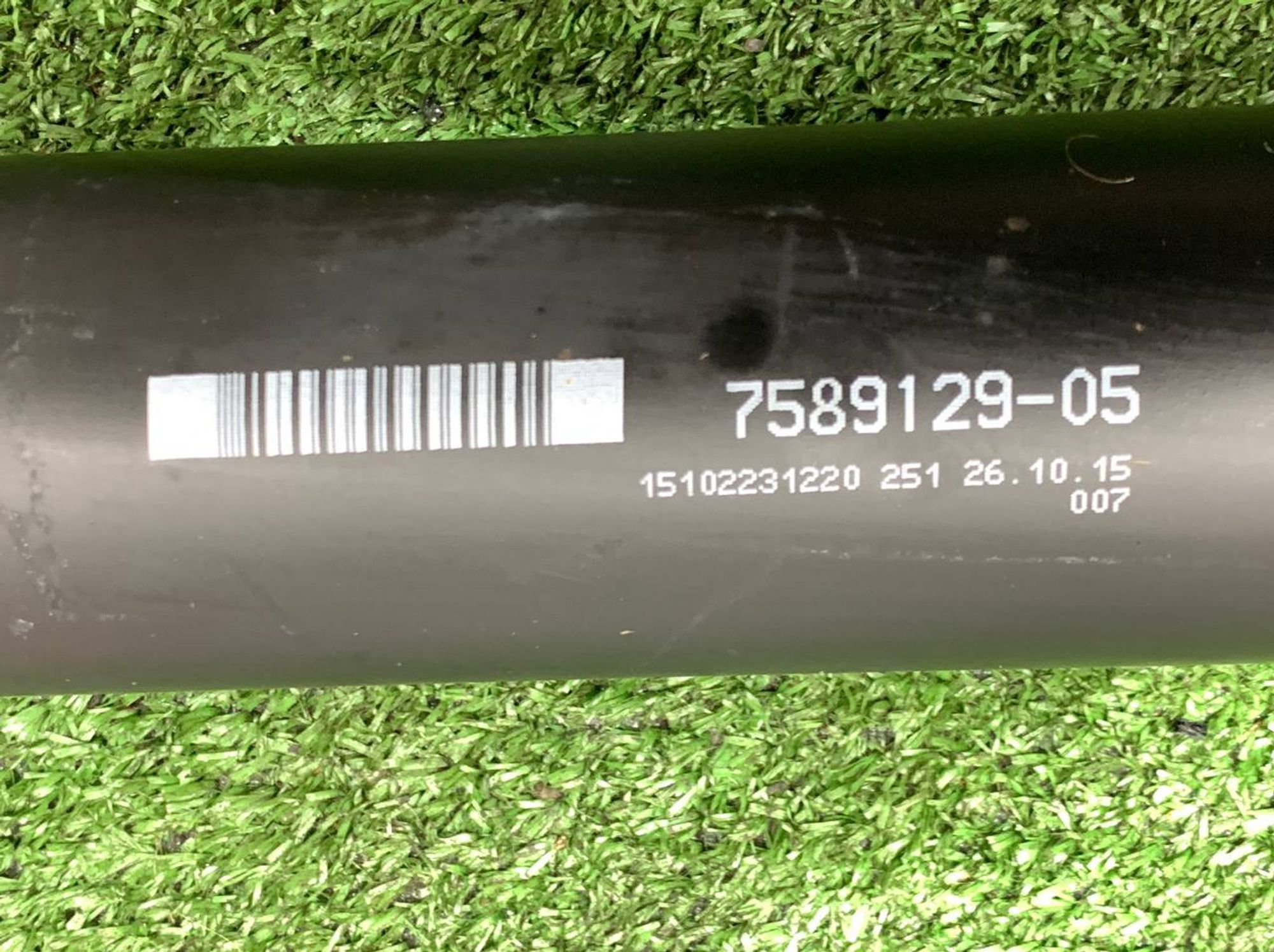 https://ycs.partsauto.market/partsauto-images/thmbs/userImages/h353NjtZg3VDP19b5HMt7LlpbQ93/part/f6168348-2858-46ef-ae90-8f404004f759_1726839236890.jpg