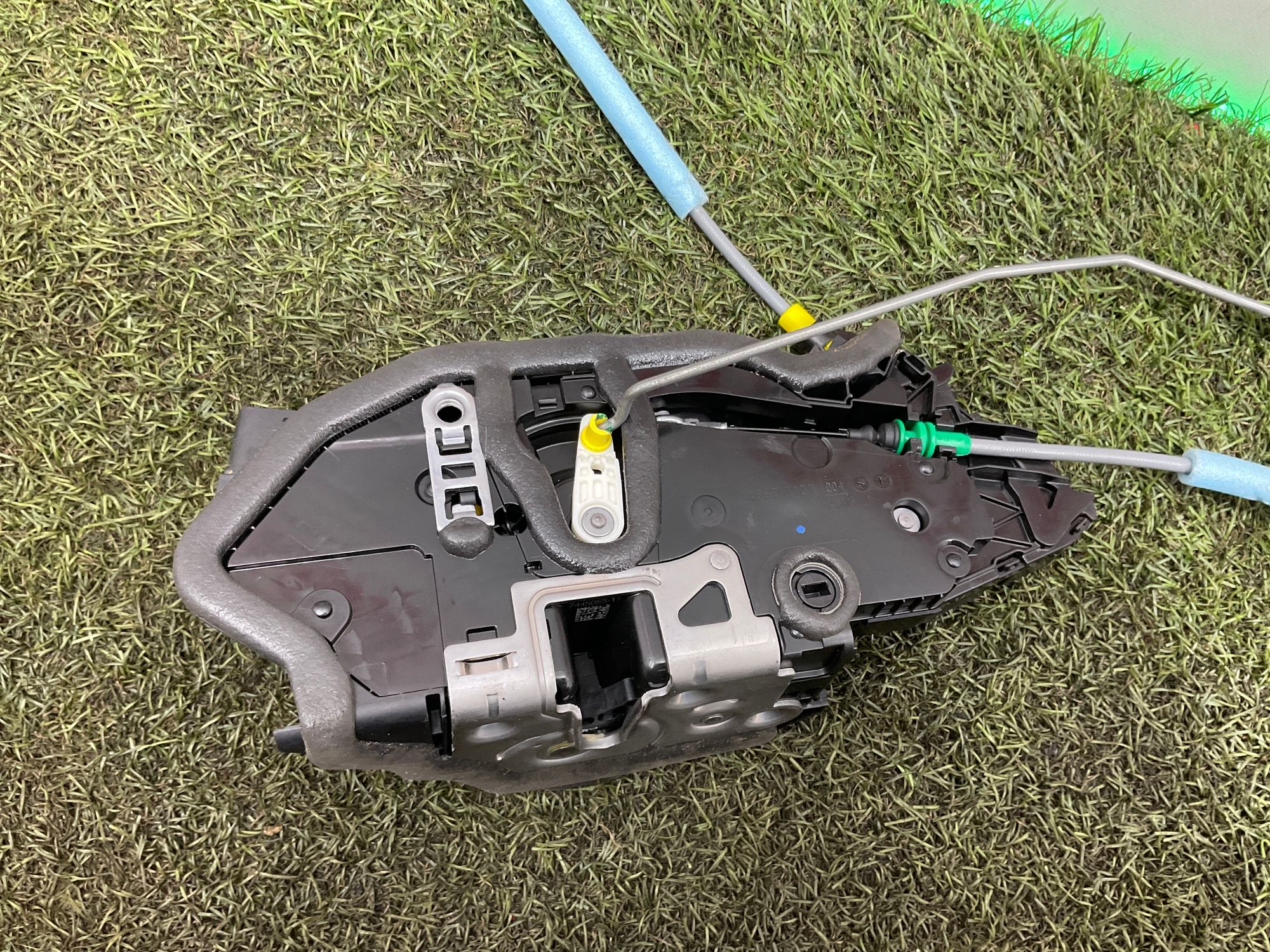 Замок двери задний левый BMW 3 серия, G20/G21 2018, 2000 рублей, Москва