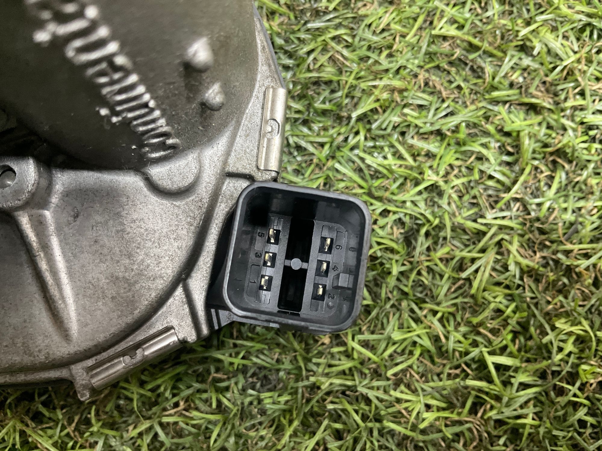 Дроссельная заслонка BMW 5 серия, F10/F11/F07 рестайлинг, 2000 рублей, Москва