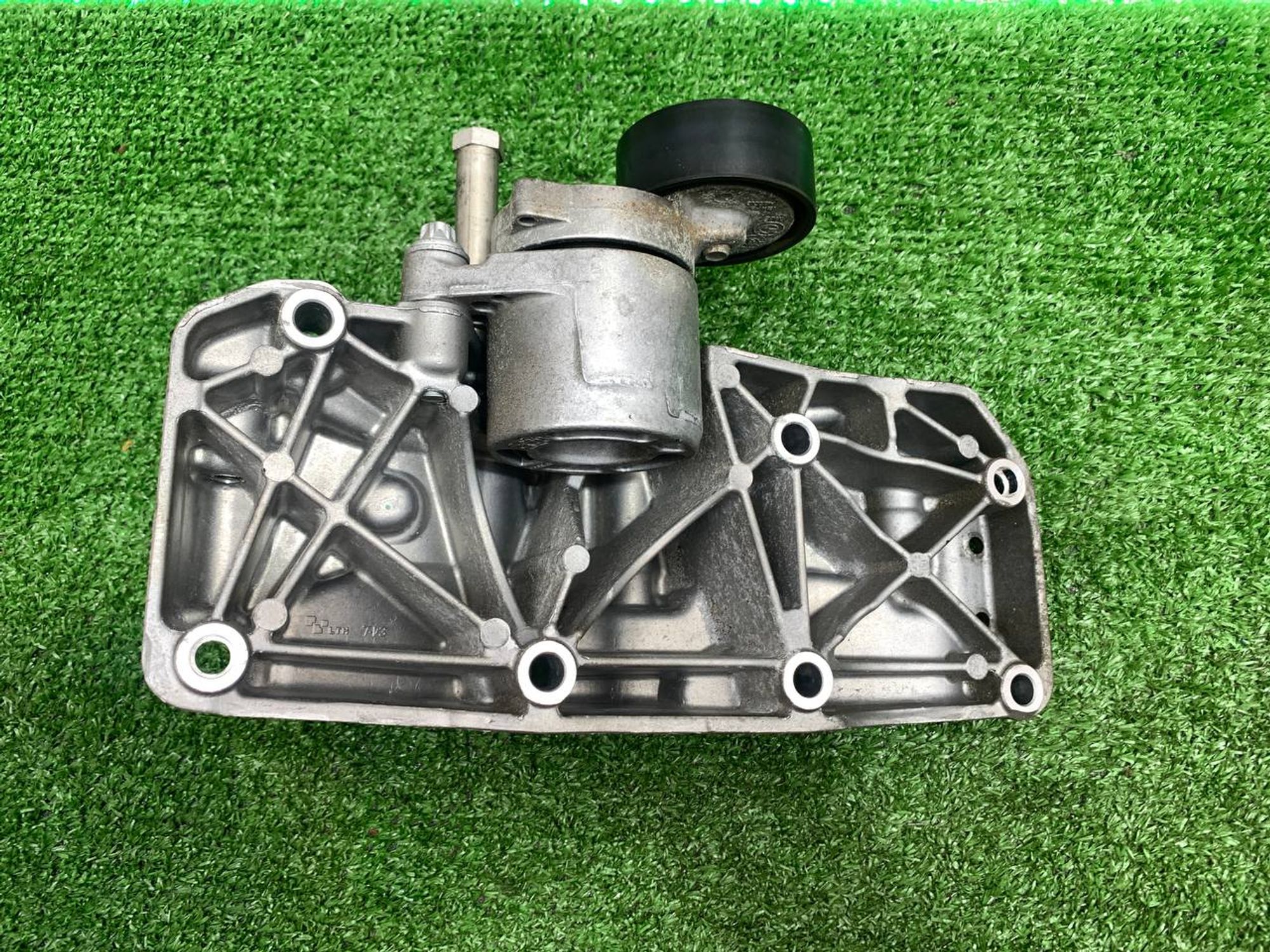 Кронштейн генератора B47 BMW 3 F30 5 F10 G30 F15, 1500 рублей, Москва