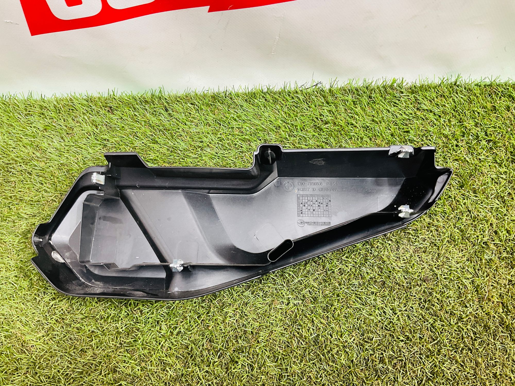 https://ycs.partsauto.market/partsauto-images/thmbs/userImages/h353NjtZg3VDP19b5HMt7LlpbQ93/part/f7429ef2-fa48-4787-accf-a00bbbe36586_1778933476805.jpg