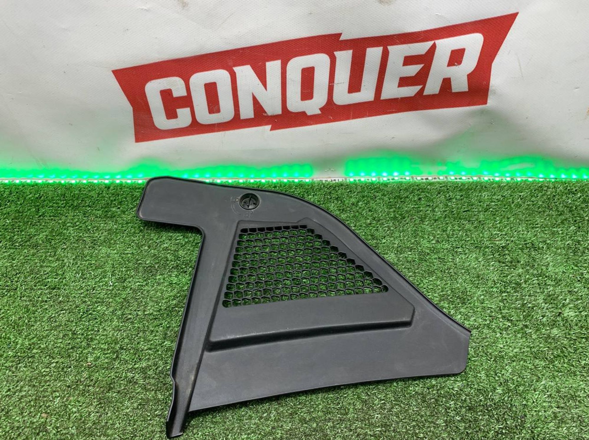 https://ycs.partsauto.market/partsauto-images/thmbs/userImages/h353NjtZg3VDP19b5HMt7LlpbQ93/part/f7a16698-3571-4f9b-83b2-9afa9b66538f_1724327202665.jpg