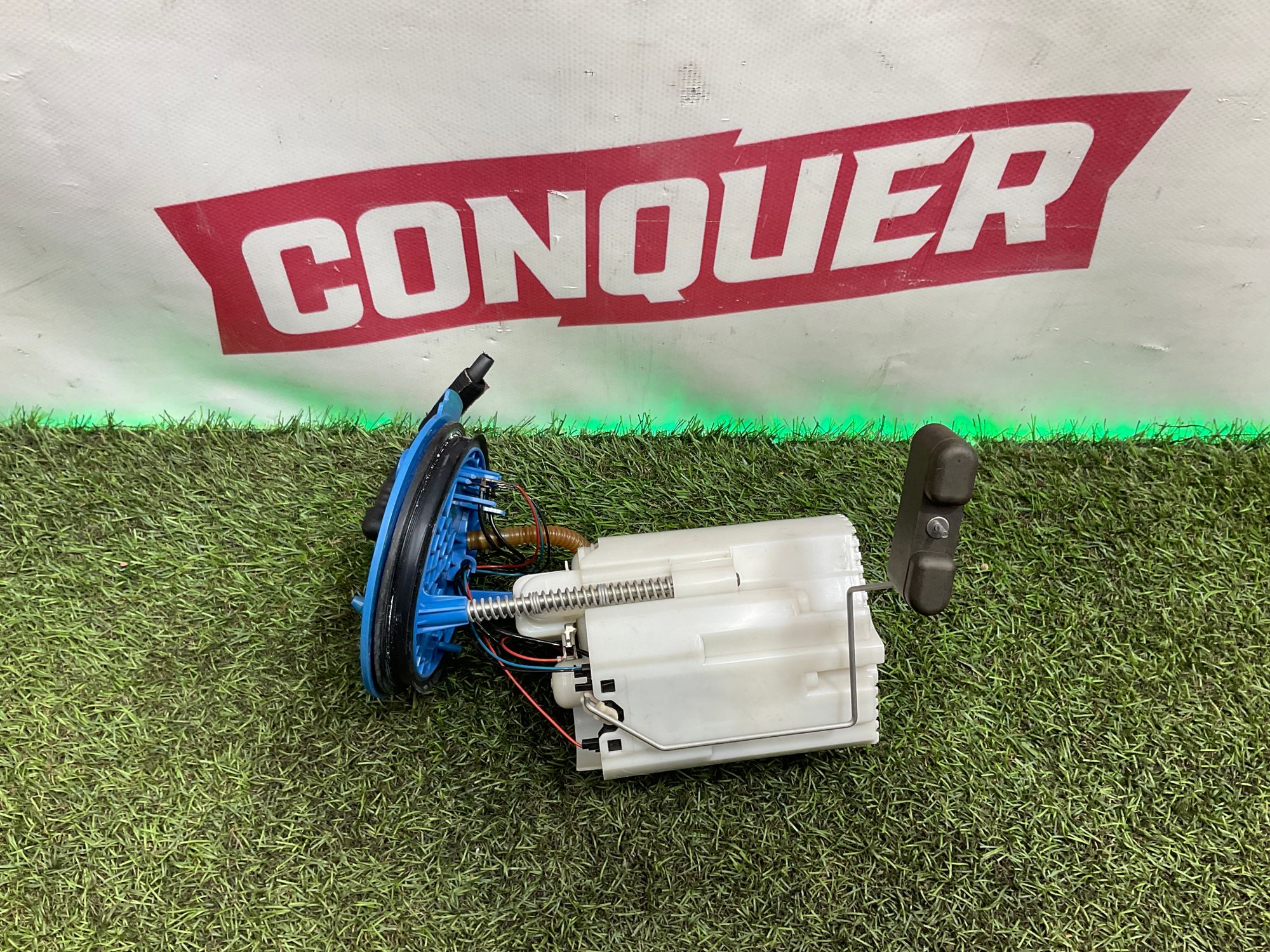 Насос топливный электрический Volkswagen Golf, Mk7 (2012—2017), 5000 рублей, Москва