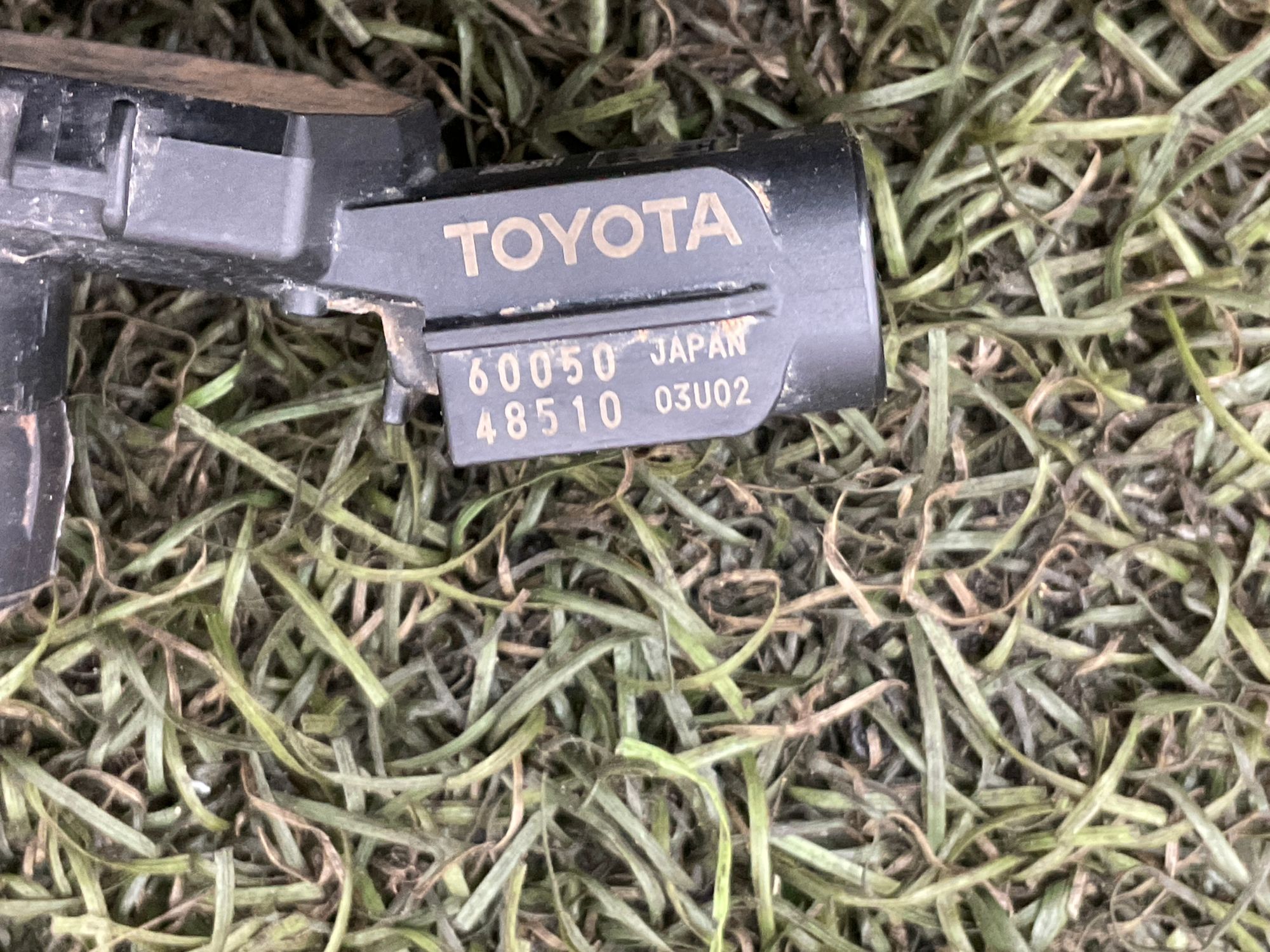 Датчик парковки Toyota Land Cruiser 200 рестайлинг 2 (2015—2023) 2017, 3000 рублей, Москва