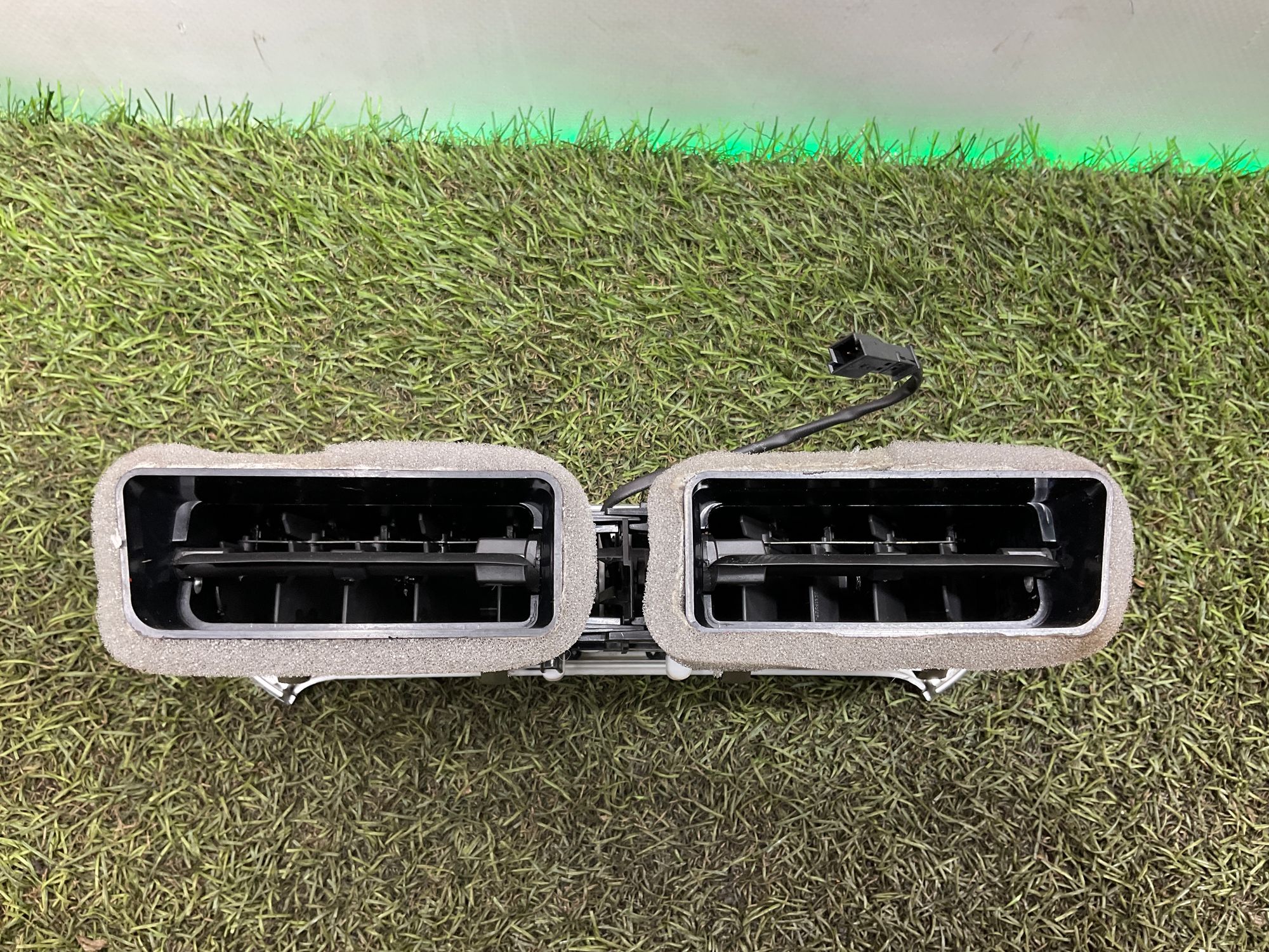 Дефлектор воздушный центральный Porsche 911 GT3, 991 Рестайлинг 2018, 8000 рублей, Москва