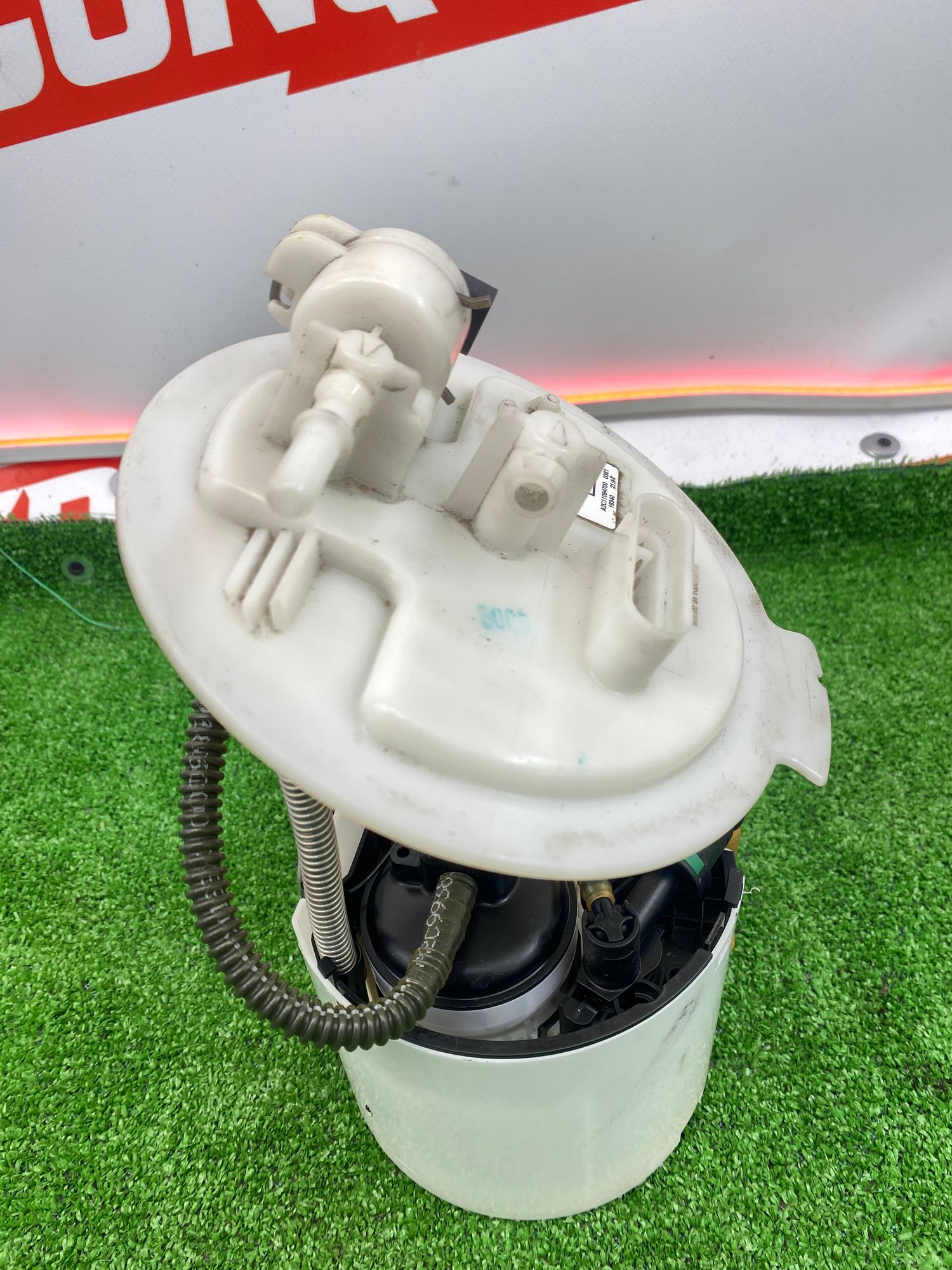 https://ycs.partsauto.market/partsauto-images/thmbs/userImages/h353NjtZg3VDP19b5HMt7LlpbQ93/part/f86f3b57-79ef-485f-aa13-c08554450ac5_1741428144347.jpg