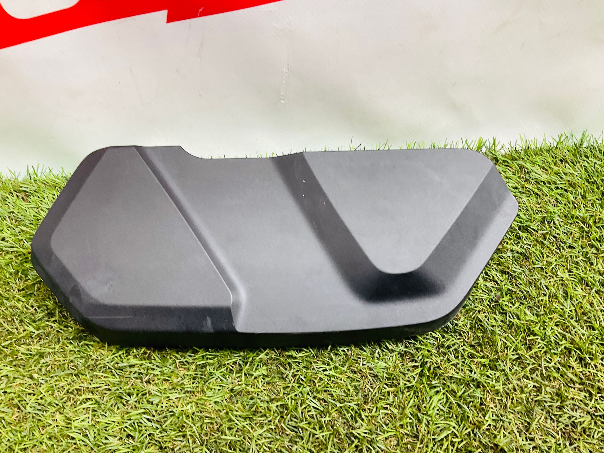 https://ycs.partsauto.market/partsauto-images/thmbs/userImages/h353NjtZg3VDP19b5HMt7LlpbQ93/part/f87c7a4a-c70c-41eb-9bd1-a89c72a03b06_1778932342601.jpg