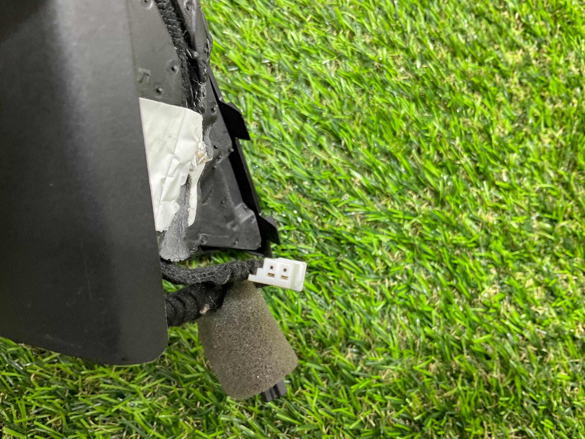 https://ycs.partsauto.market/partsauto-images/thmbs/userImages/h353NjtZg3VDP19b5HMt7LlpbQ93/part/f8ccae0c-4936-4f57-ac61-2c4dd6cad8c4_1780317890093.jpg