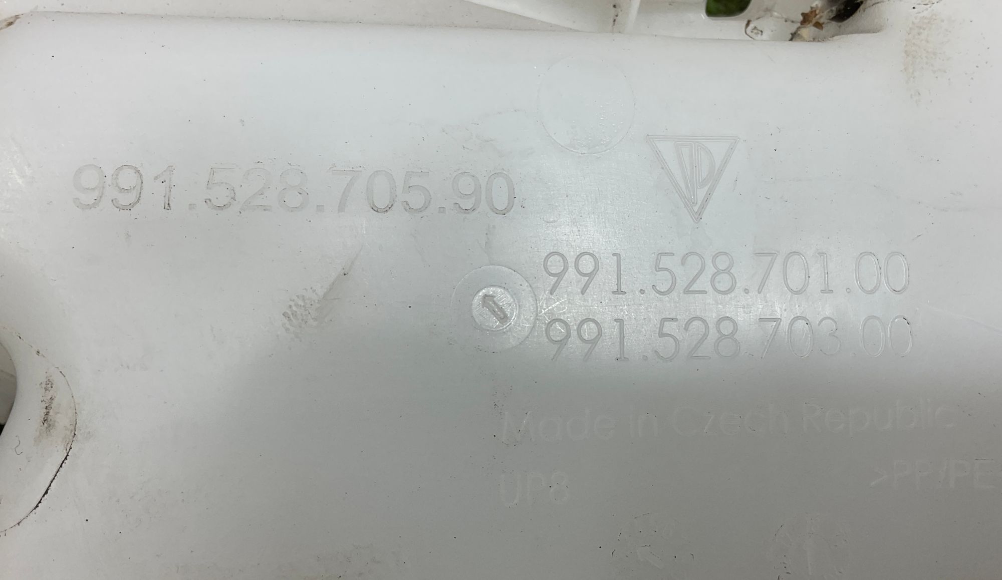 Бачок омывателя лобового стекла Porsche 911 GT3, 991 Рестайлинг 2018, 15000 рублей, Москва