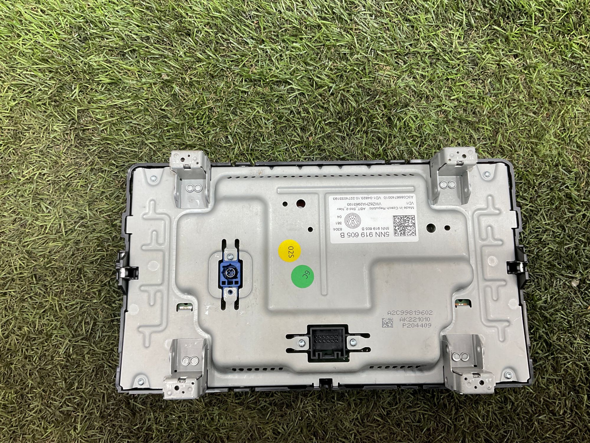 Монитор Volkswagen Crafter II 2023, 13000 рублей, Москва