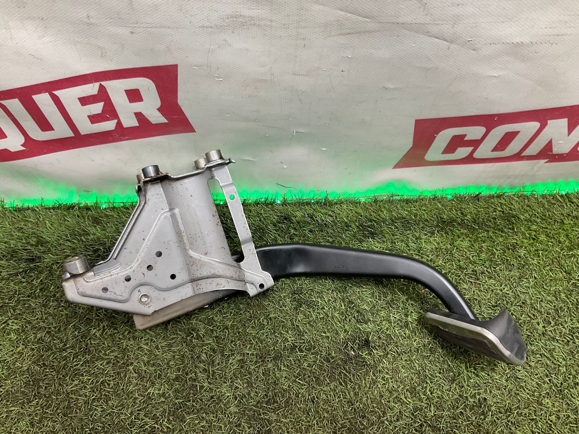 Педаль тормоза Land Rover Defender II L663 2022, 4500 рублей, Москва