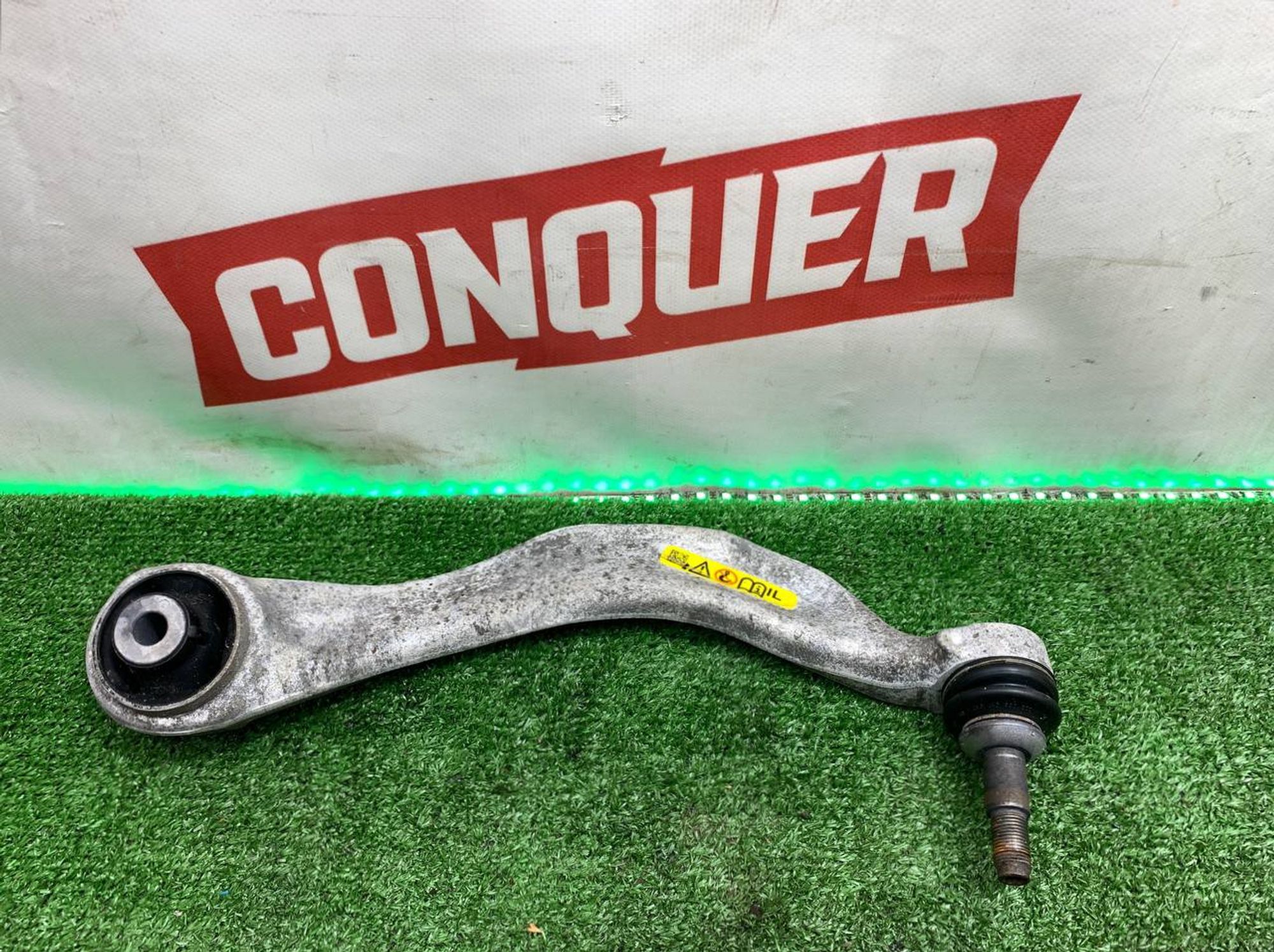 https://ycs.partsauto.market/partsauto-images/thmbs/userImages/h353NjtZg3VDP19b5HMt7LlpbQ93/part/f954031c-36c6-4646-b3e3-074f4a4a82a1_1721034036517.jpg
