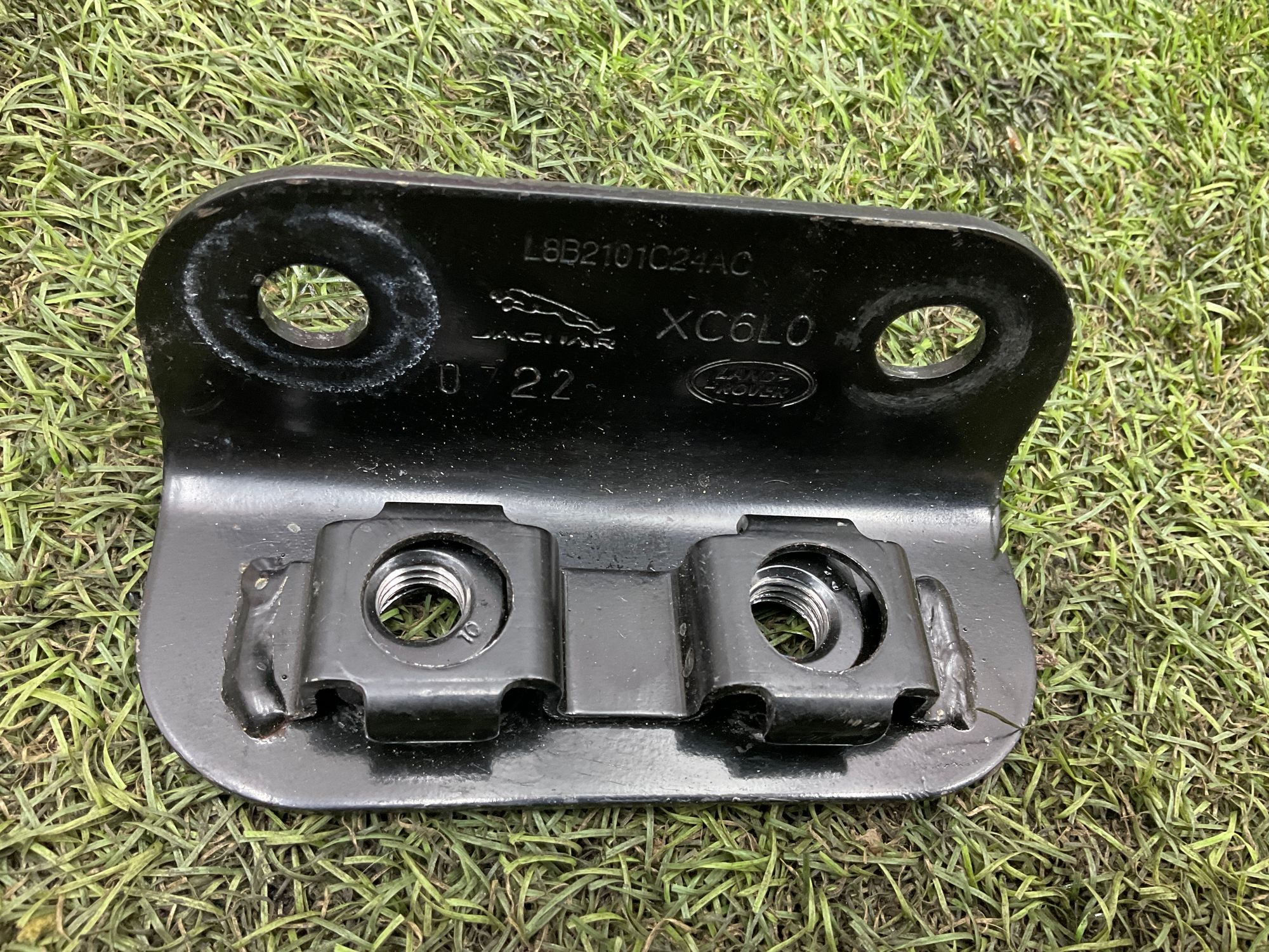 Крепление спинки заднего сиденья Land Rover Defender II L663 2022, 3000 рублей, Москва