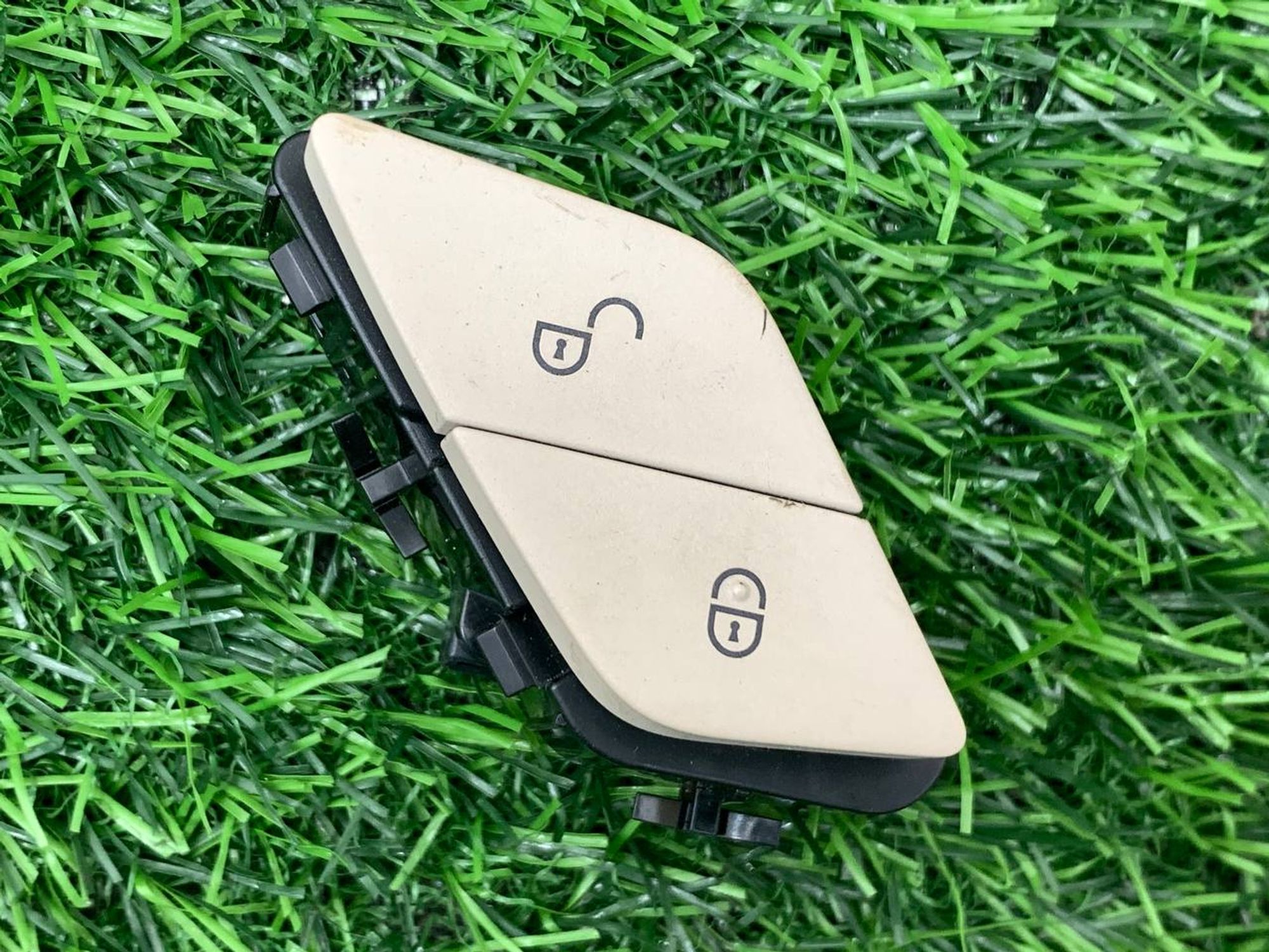 Кнопка центрального замка Mercedes-Benz S W222, 1000 рублей, Москва