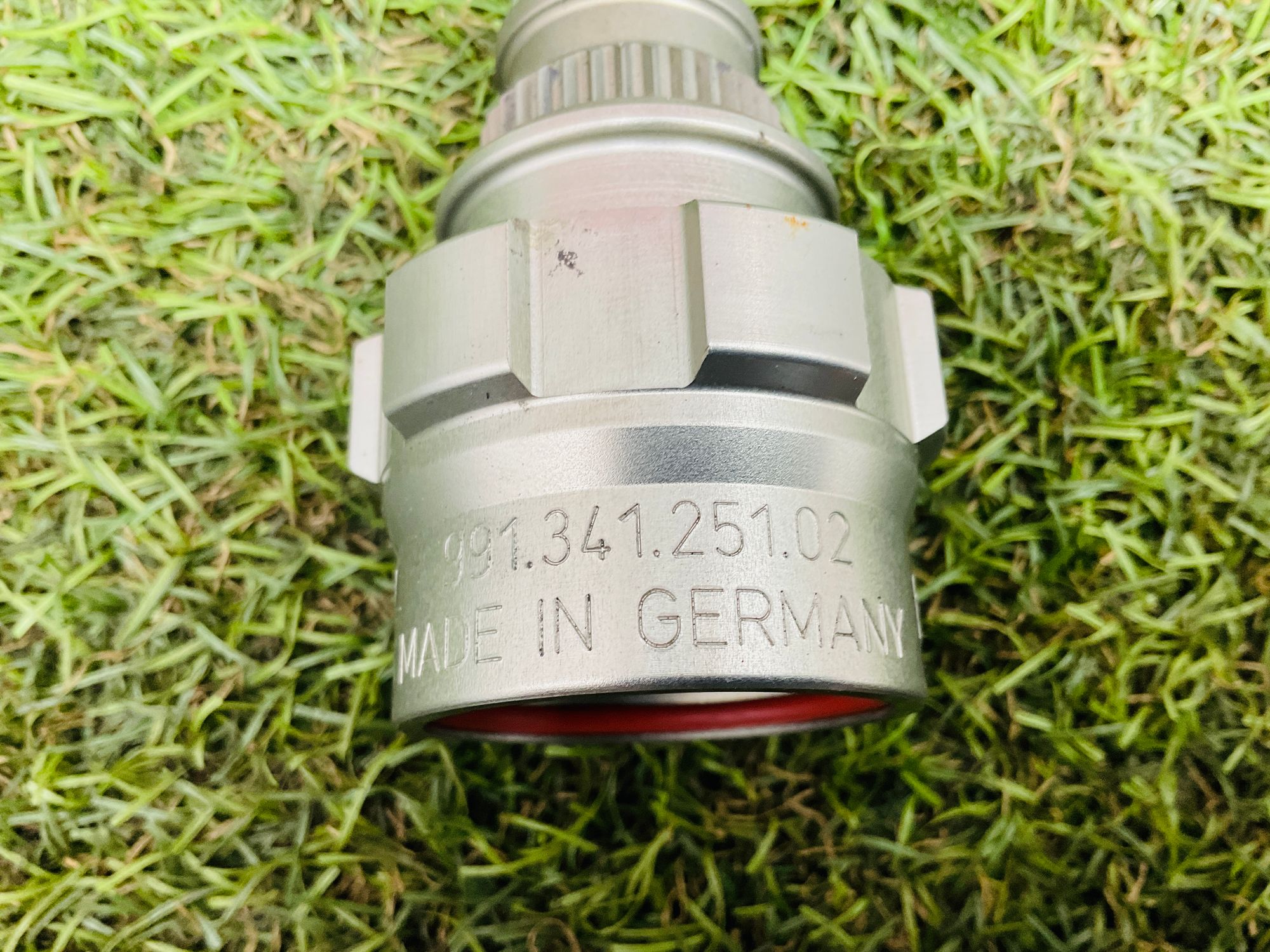 https://ycs.partsauto.market/partsauto-images/thmbs/userImages/h353NjtZg3VDP19b5HMt7LlpbQ93/part/f9a3658b-c218-4f90-ab89-7022ee379619_1779452430240.jpg