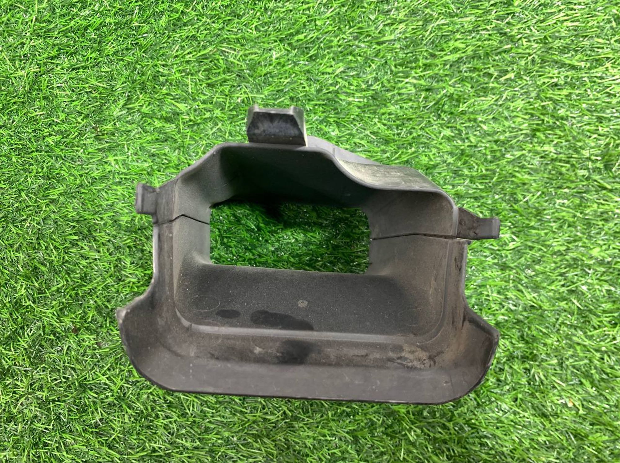 https://ycs.partsauto.market/partsauto-images/thmbs/userImages/h353NjtZg3VDP19b5HMt7LlpbQ93/part/faf9d000-9c03-4f93-ace8-8c0ceea34e31_1733484003772.jpg