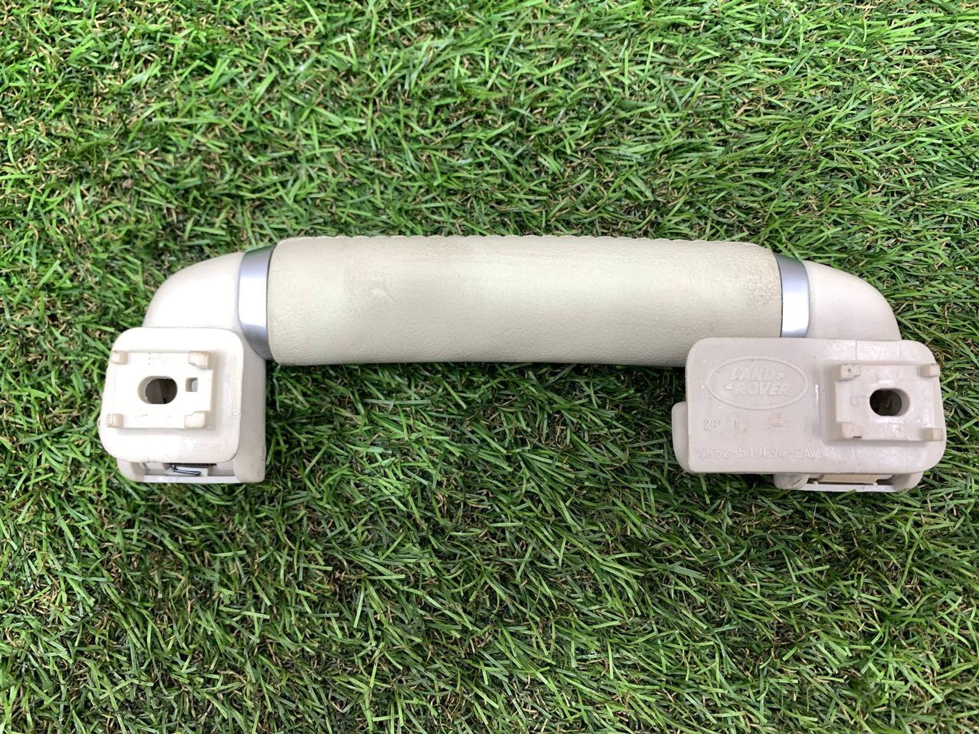 https://ycs.partsauto.market/partsauto-images/thmbs/userImages/h353NjtZg3VDP19b5HMt7LlpbQ93/part/fb33749d-b427-4d04-a39e-37f60b679b7c_1713795008470.jpg
