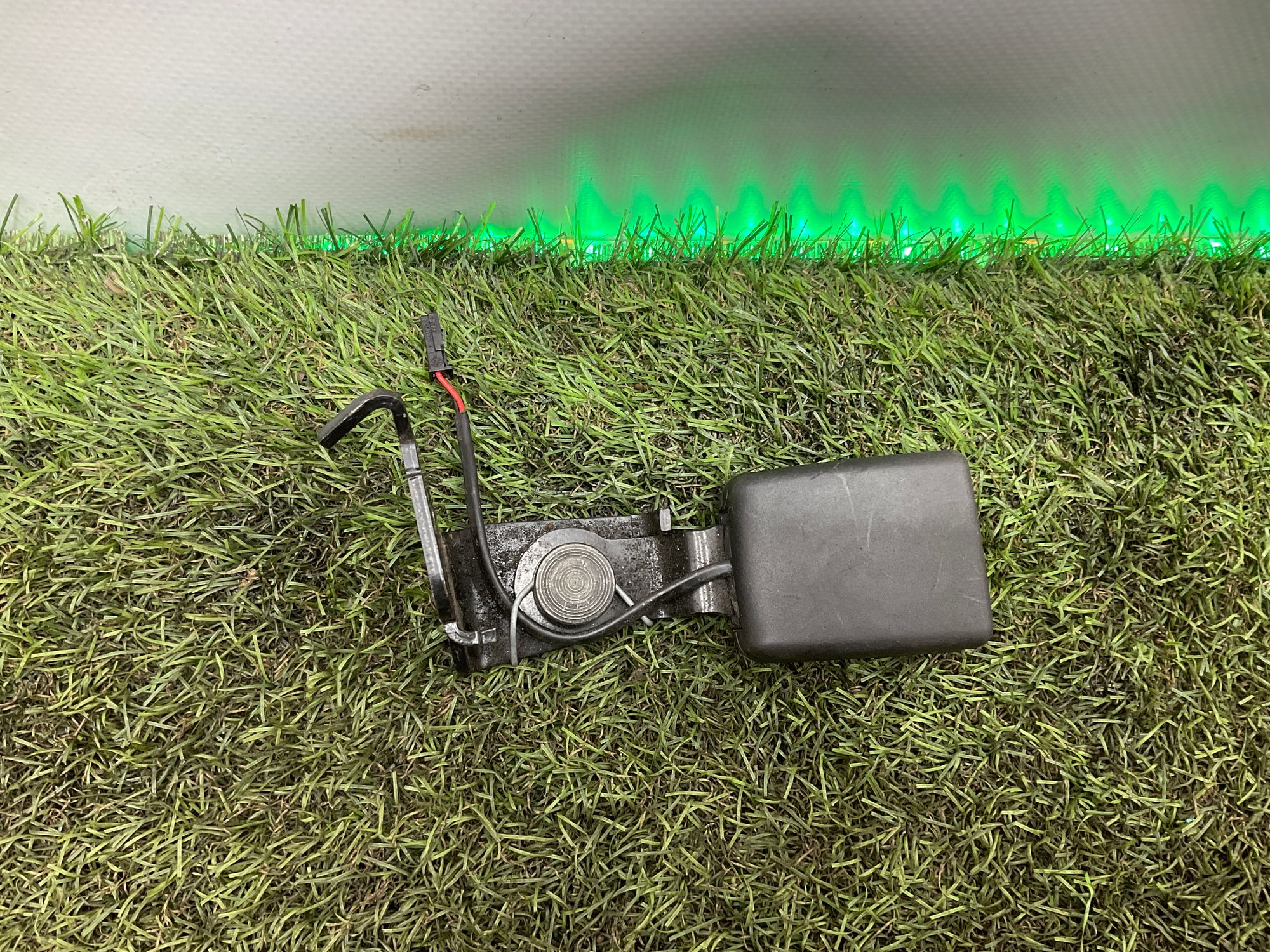 Замок ремня безопасности задний левый BMW X5 G05, 1000 рублей, Москва