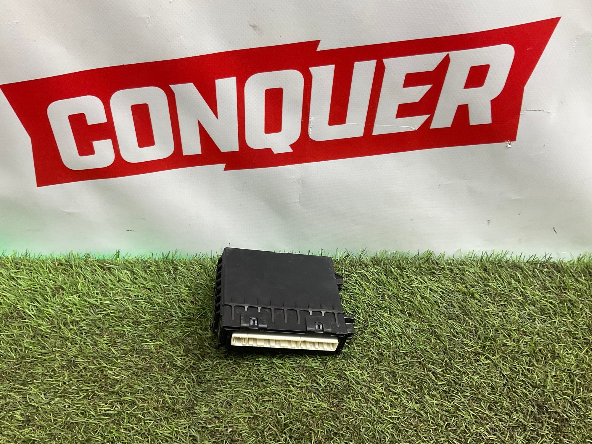 Блок управления кондиционером Toyota Land Cruiser 200 рестайлинг 2 (2015—2023) 2017, 30000 рублей, Москва