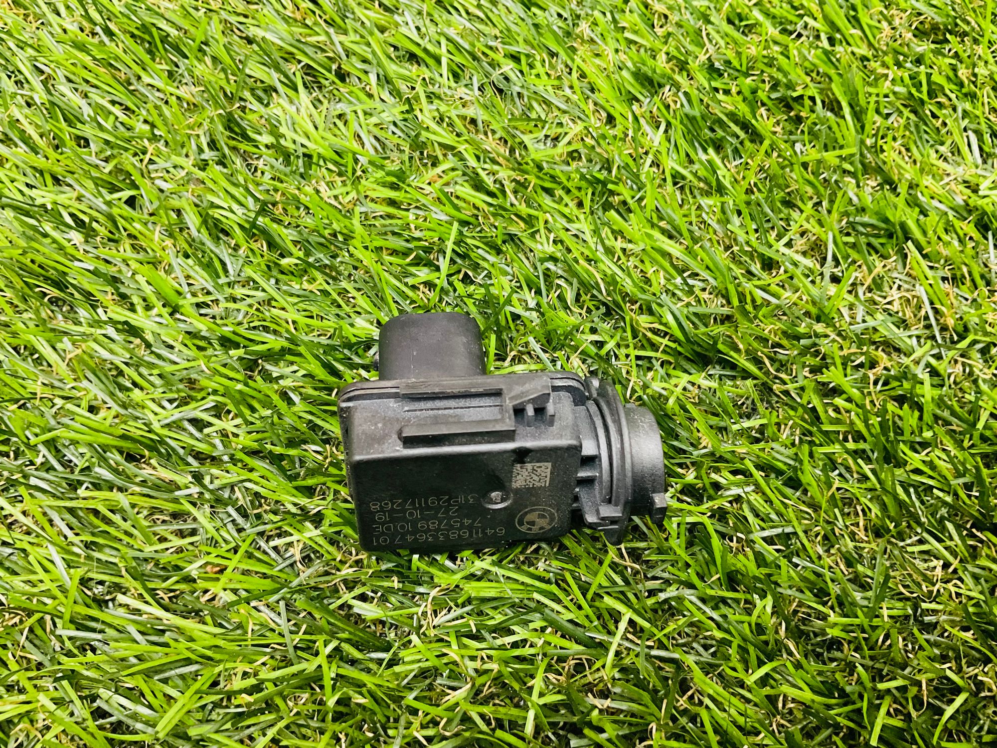 https://ycs.partsauto.market/partsauto-images/thmbs/userImages/h353NjtZg3VDP19b5HMt7LlpbQ93/part/fbd3de2b-fcd7-4f89-a142-cea0cdd2f6ea_1785333897404.jpg