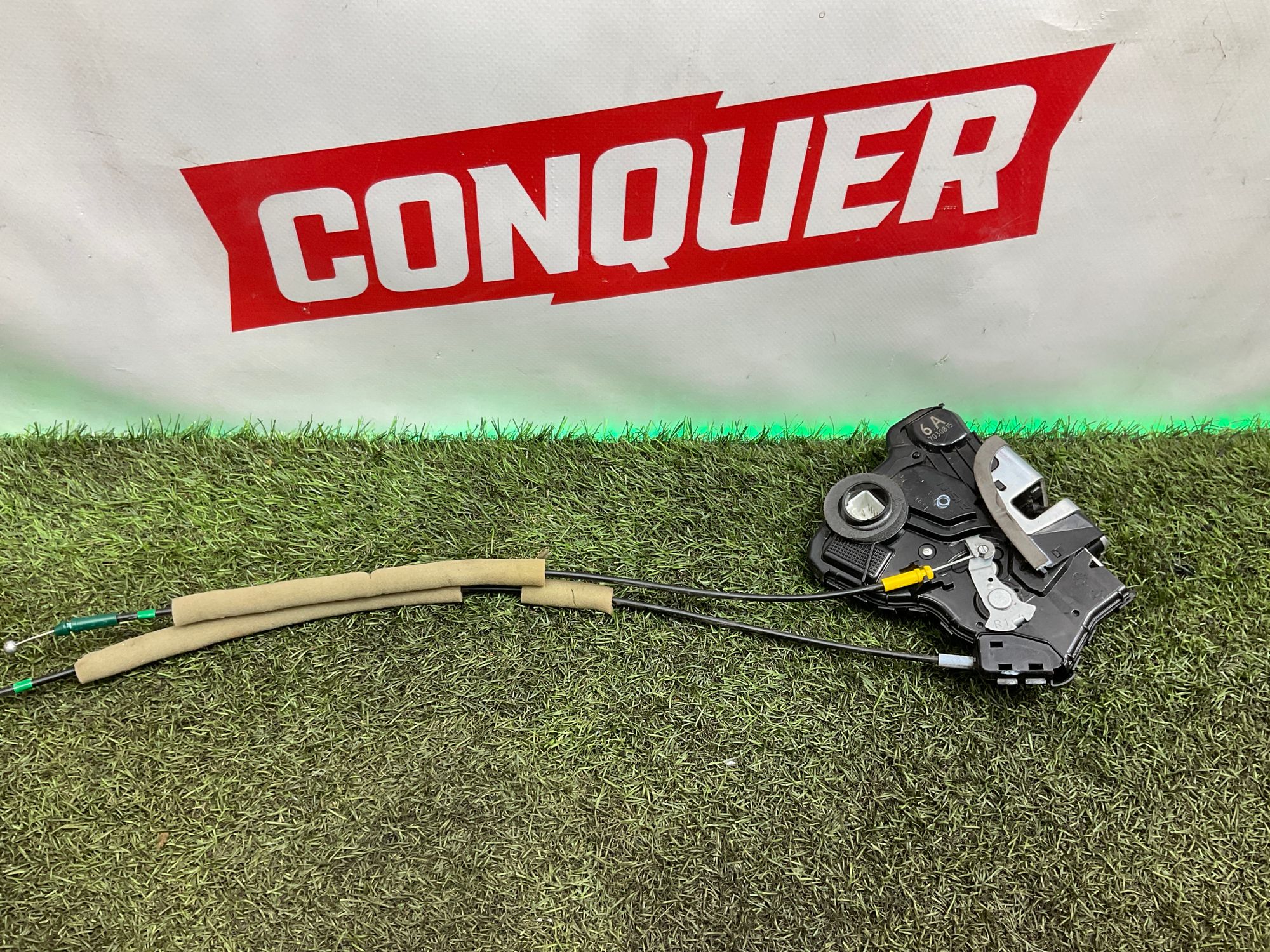 Замок двери правой передней Toyota Land Cruiser 200 рестайлинг 2 (2015—2023) 2017, 3000 рублей, Москва