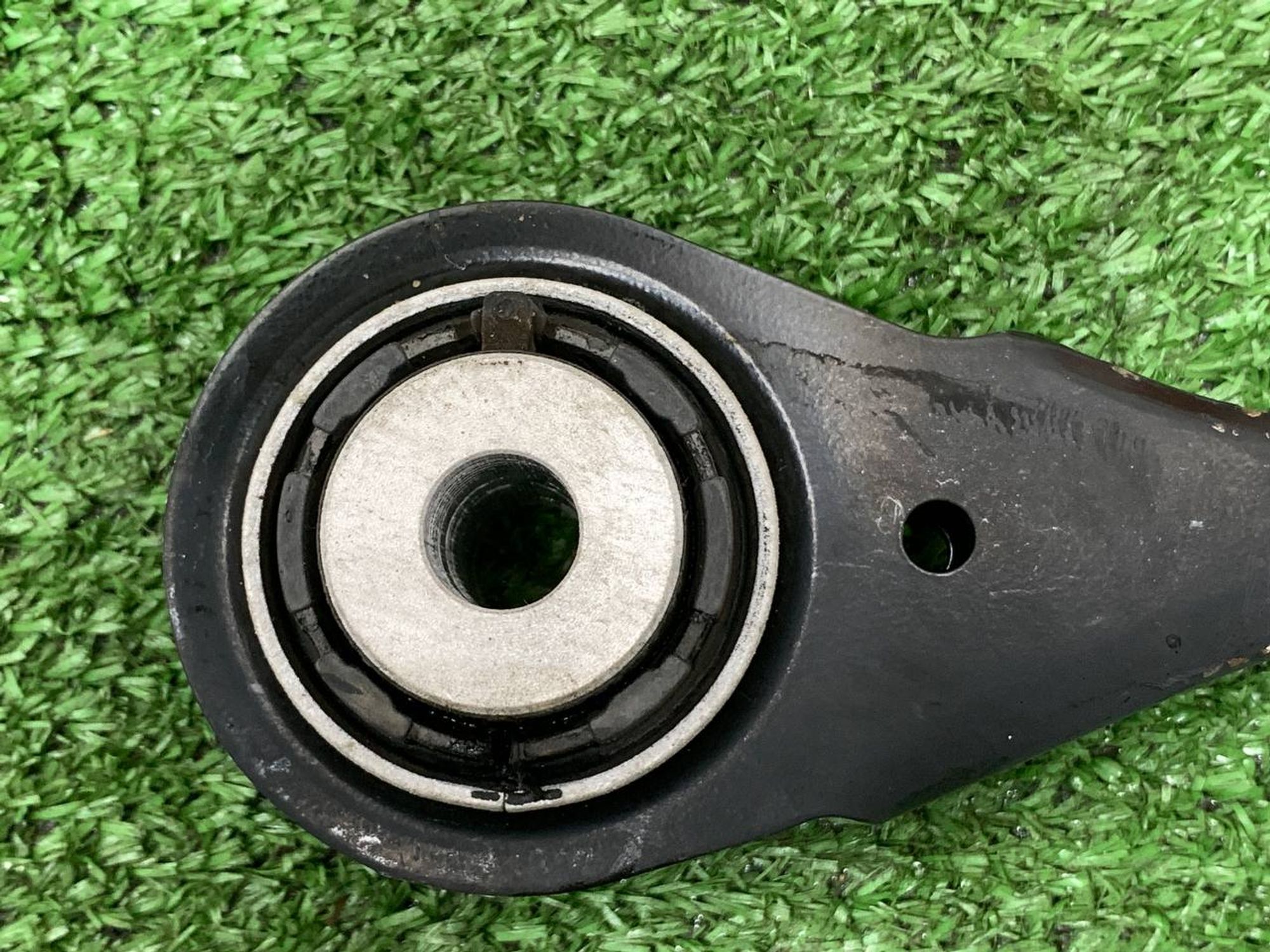https://ycs.partsauto.market/partsauto-images/thmbs/userImages/h353NjtZg3VDP19b5HMt7LlpbQ93/part/fc0350ec-73e2-4303-81cd-486f8ffafdb7_1726147345824.jpg
