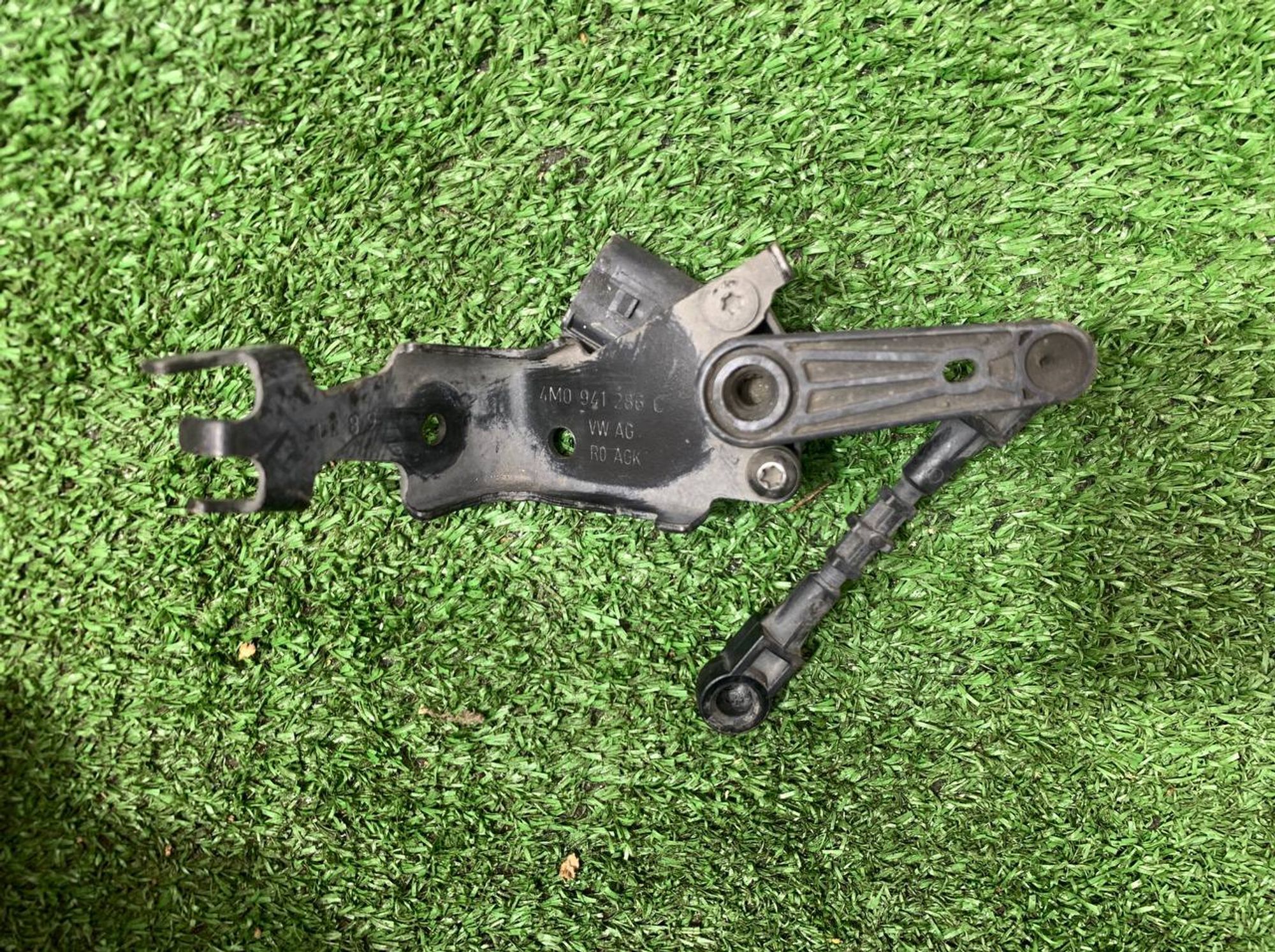 Датчик дорожного просвета правый Audi Q7 4M, 6000 рублей, Москва