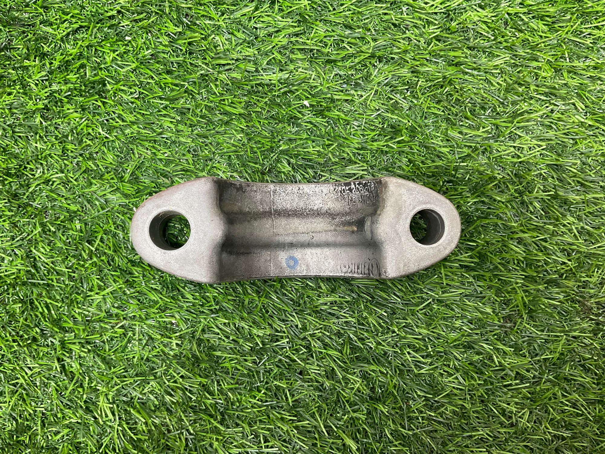 https://ycs.partsauto.market/partsauto-images/thmbs/userImages/h353NjtZg3VDP19b5HMt7LlpbQ93/part/fce39dc3-c1c3-462d-8fa4-d6ce9e887ca3_1733758669660.jpg