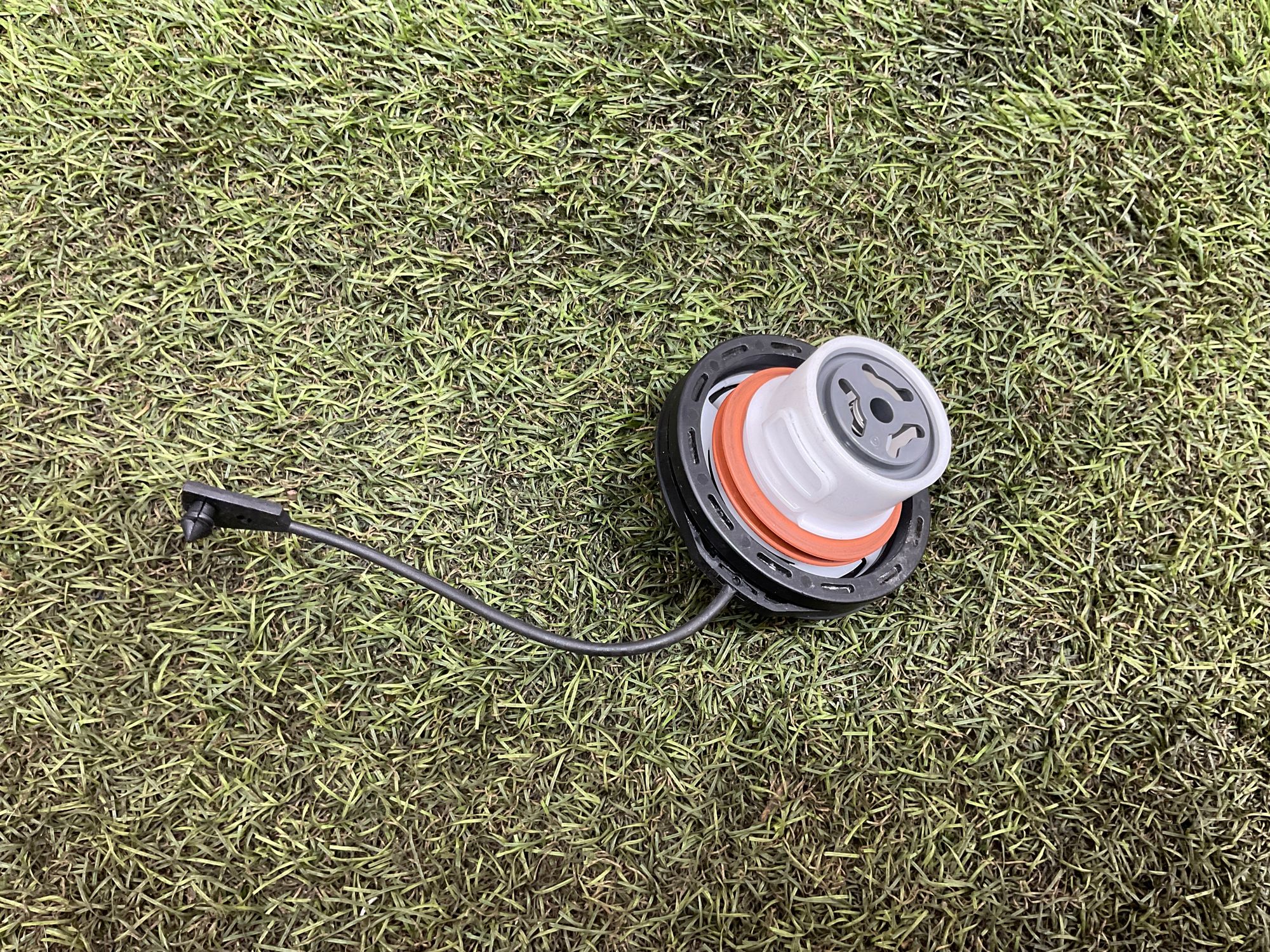 Крышка заливной горловины Land Rover Defender II L663 2022, 2000 рублей, Москва