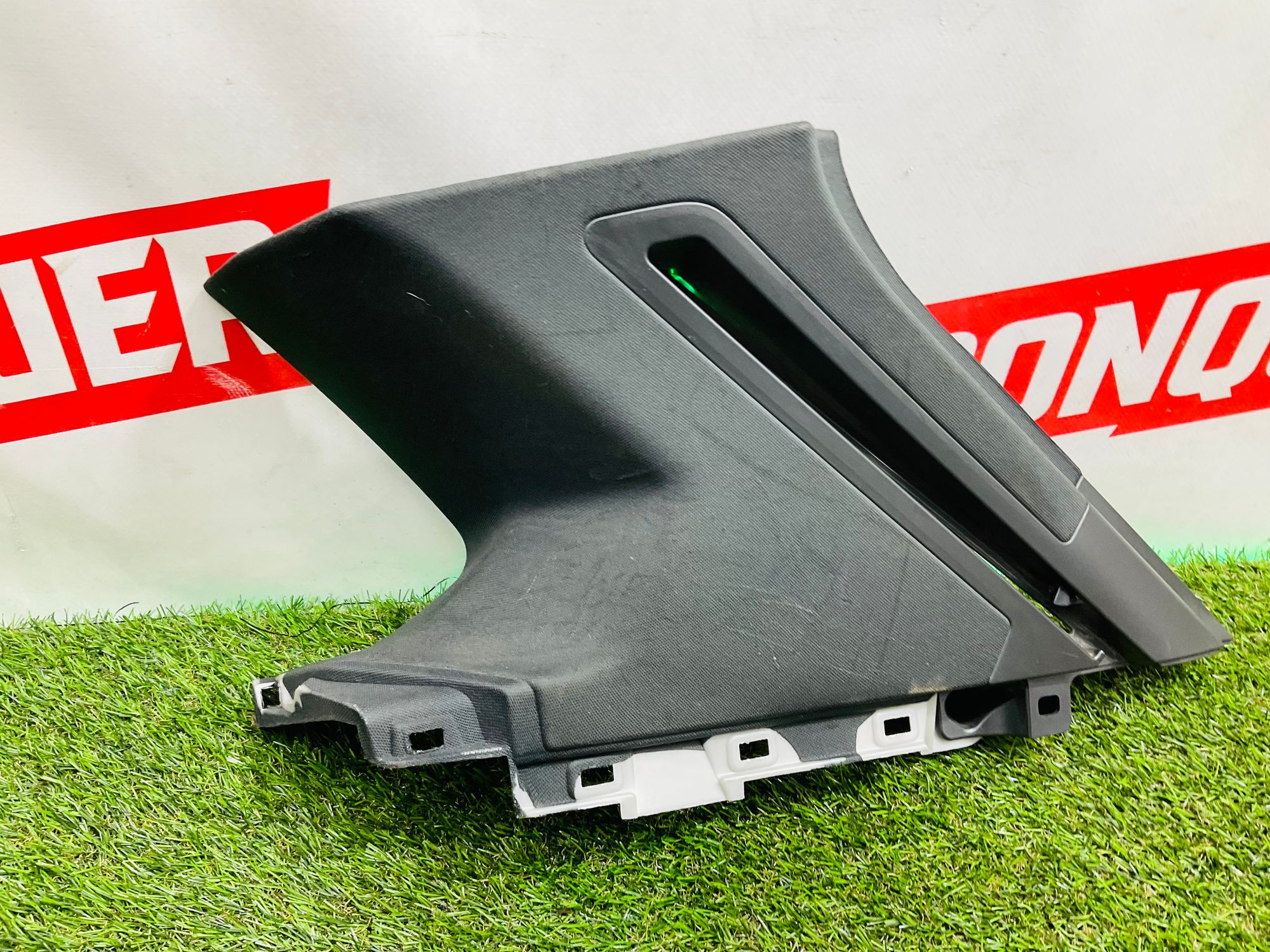 https://ycs.partsauto.market/partsauto-images/thmbs/userImages/h353NjtZg3VDP19b5HMt7LlpbQ93/part/fd65d61a-56f6-4a60-9dbe-6c2a9d579209_1785935966651.jpg