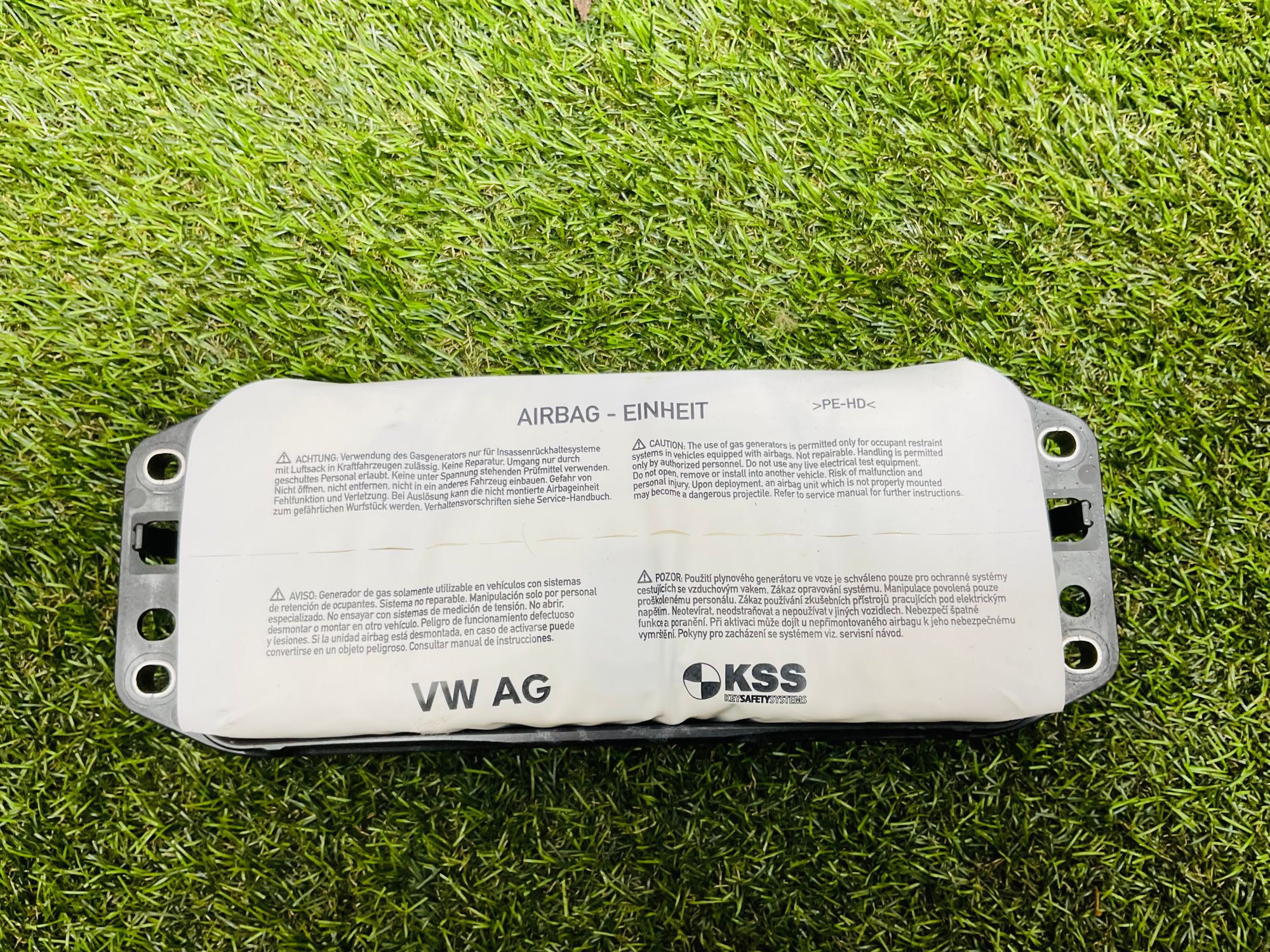 https://ycs.partsauto.market/partsauto-images/thmbs/userImages/h353NjtZg3VDP19b5HMt7LlpbQ93/part/fd690b50-b7f0-4d2c-b16f-f74052ce65f1_1787147939889.jpg