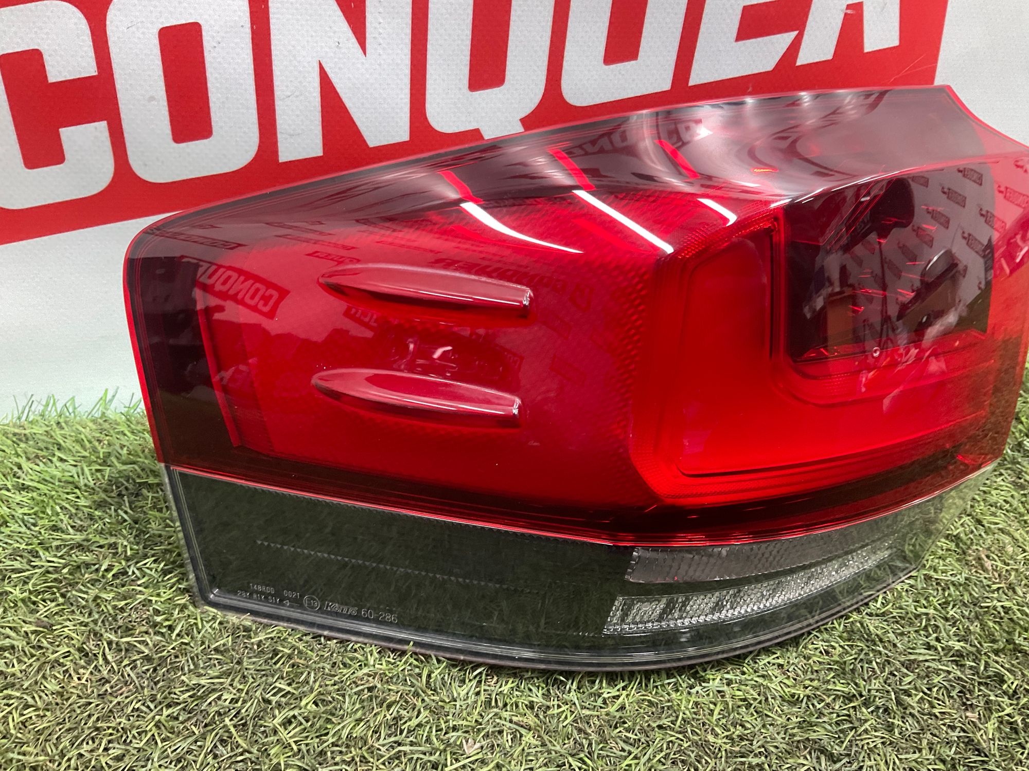 Фонарь задний левый Toyota Land Cruiser 300 (2021—2023) 2024, 30000 рублей, Москва