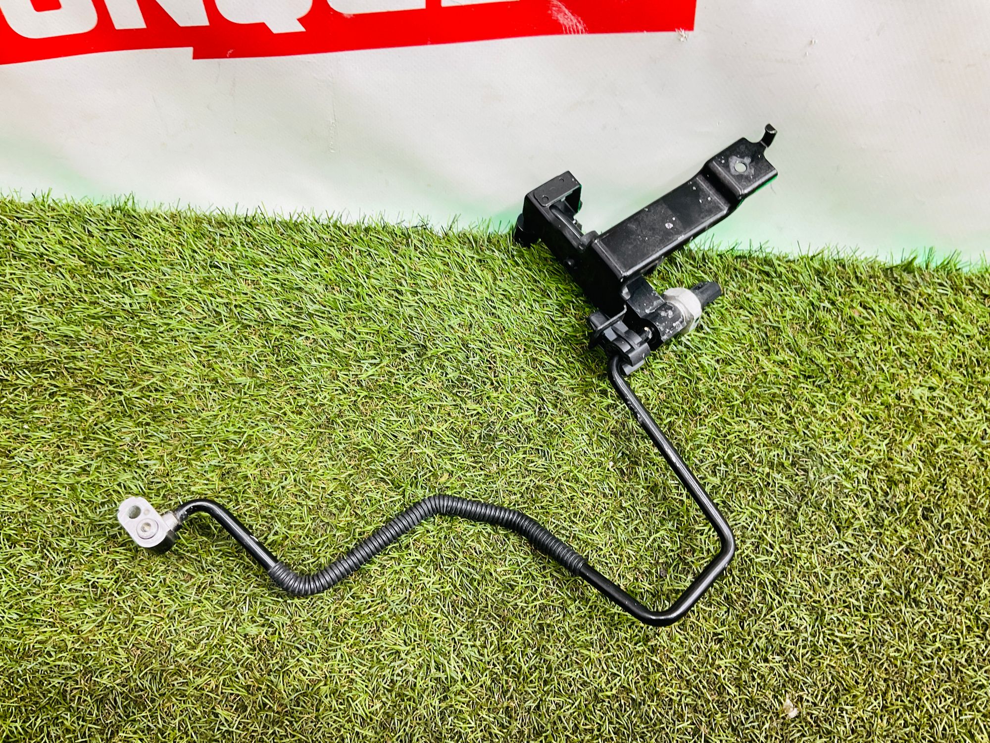 https://ycs.partsauto.market/partsauto-images/thmbs/userImages/h353NjtZg3VDP19b5HMt7LlpbQ93/part/fdae470a-2dd0-49a3-bd4e-ee61dbe28122_1779722444155.jpg