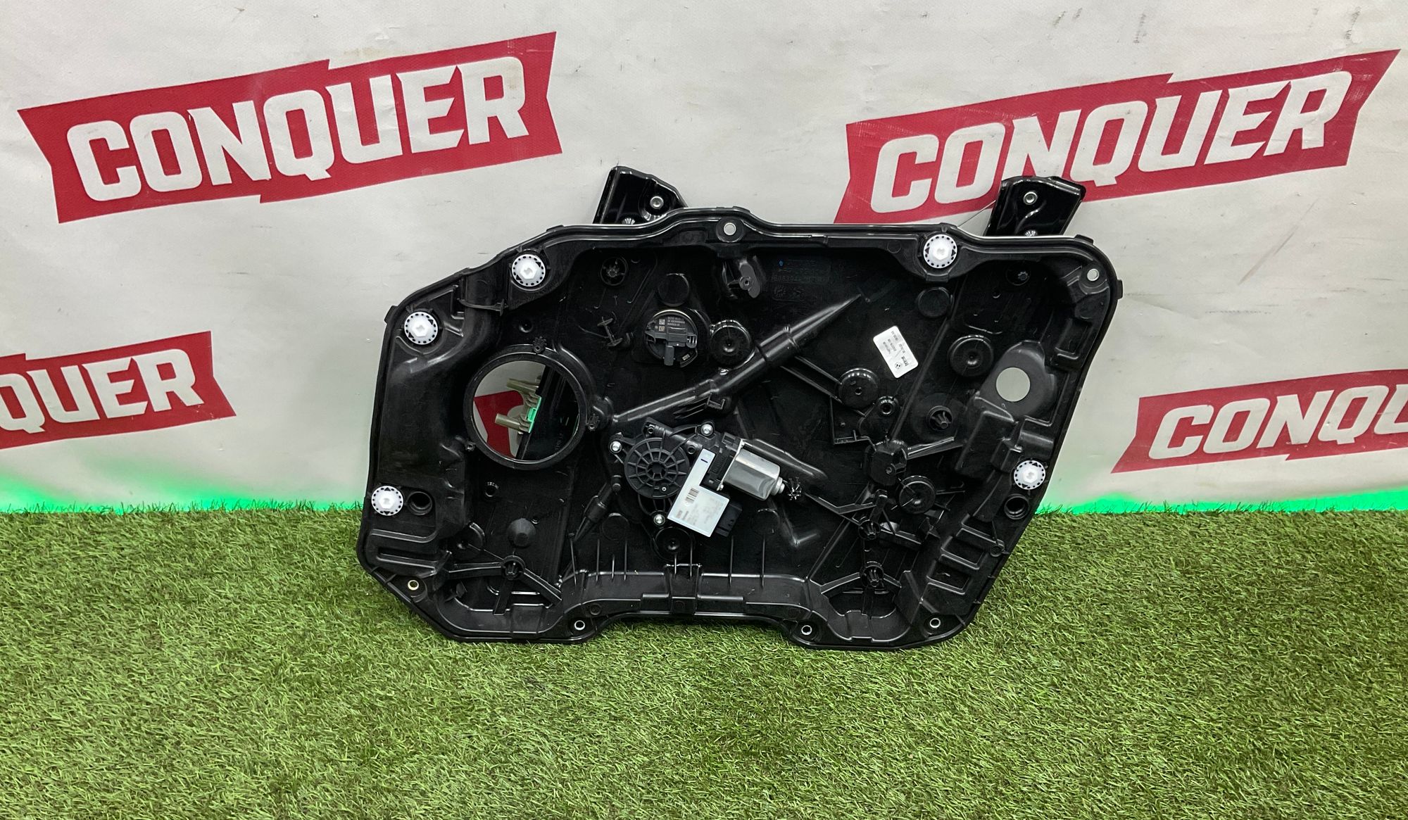 https://ycs.partsauto.market/partsauto-images/thmbs/userImages/h353NjtZg3VDP19b5HMt7LlpbQ93/part/fe161524-5553-4a79-88b1-cbd16d426d81_1748505202835.jpg