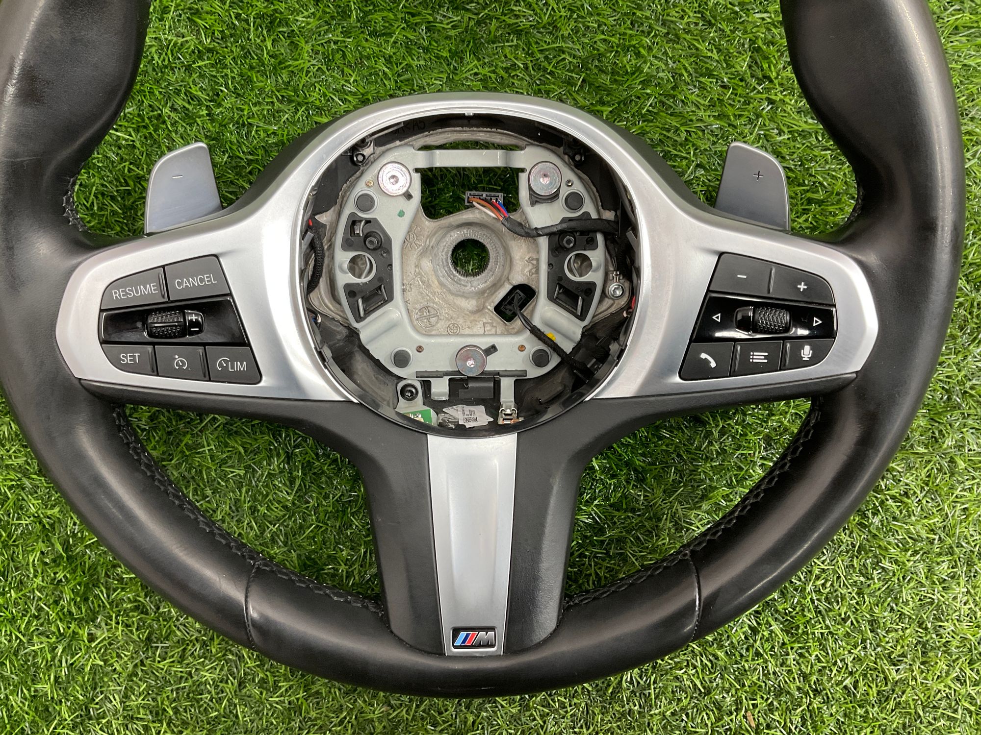 https://ycs.partsauto.market/partsauto-images/thmbs/userImages/h353NjtZg3VDP19b5HMt7LlpbQ93/part/fe399c41-2573-487d-9423-5aac7a937f55_1741686585423.jpg