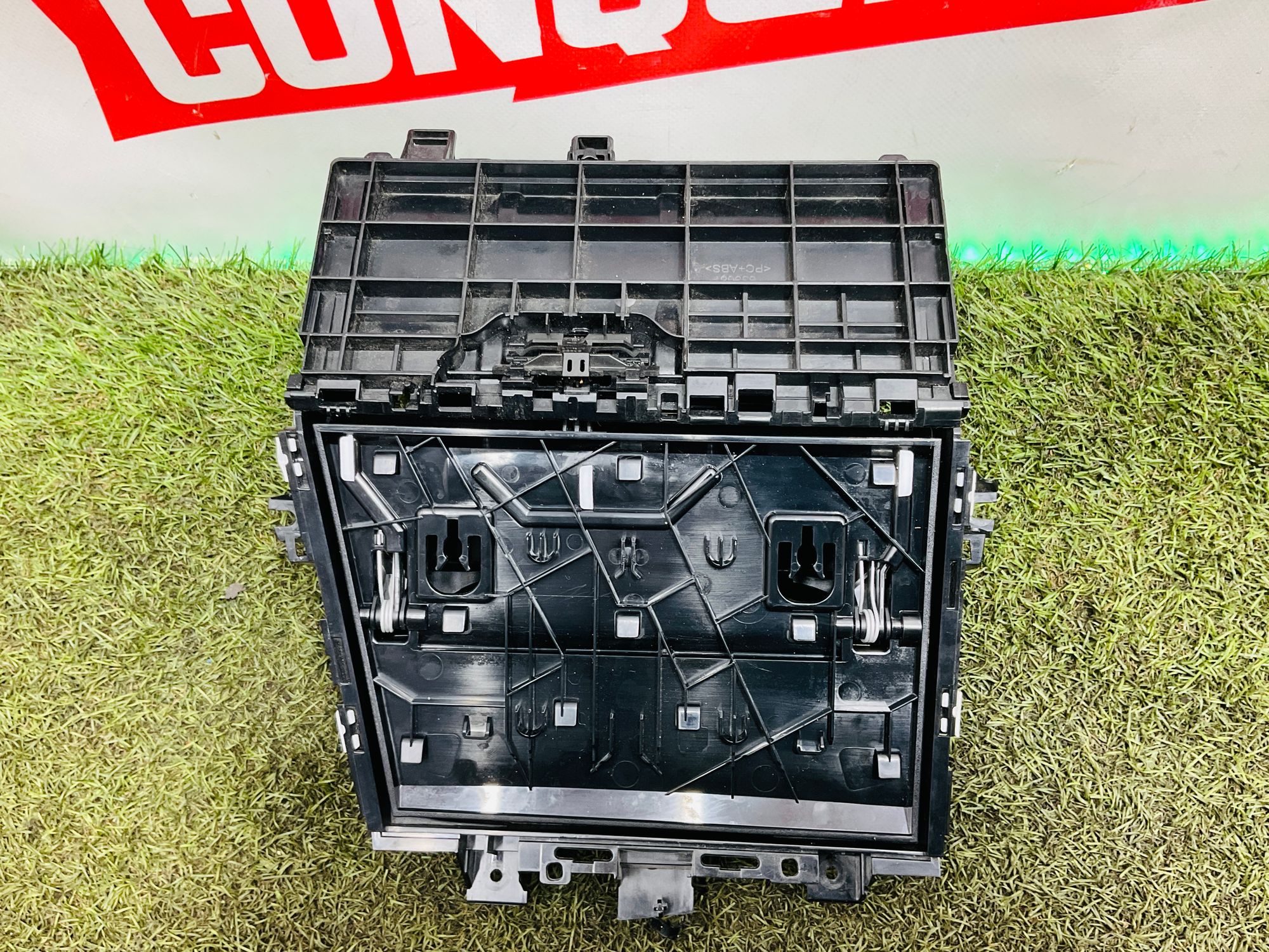 Бардачок передней консоли BMW M3, G80 2023, 15000 рублей, Москва