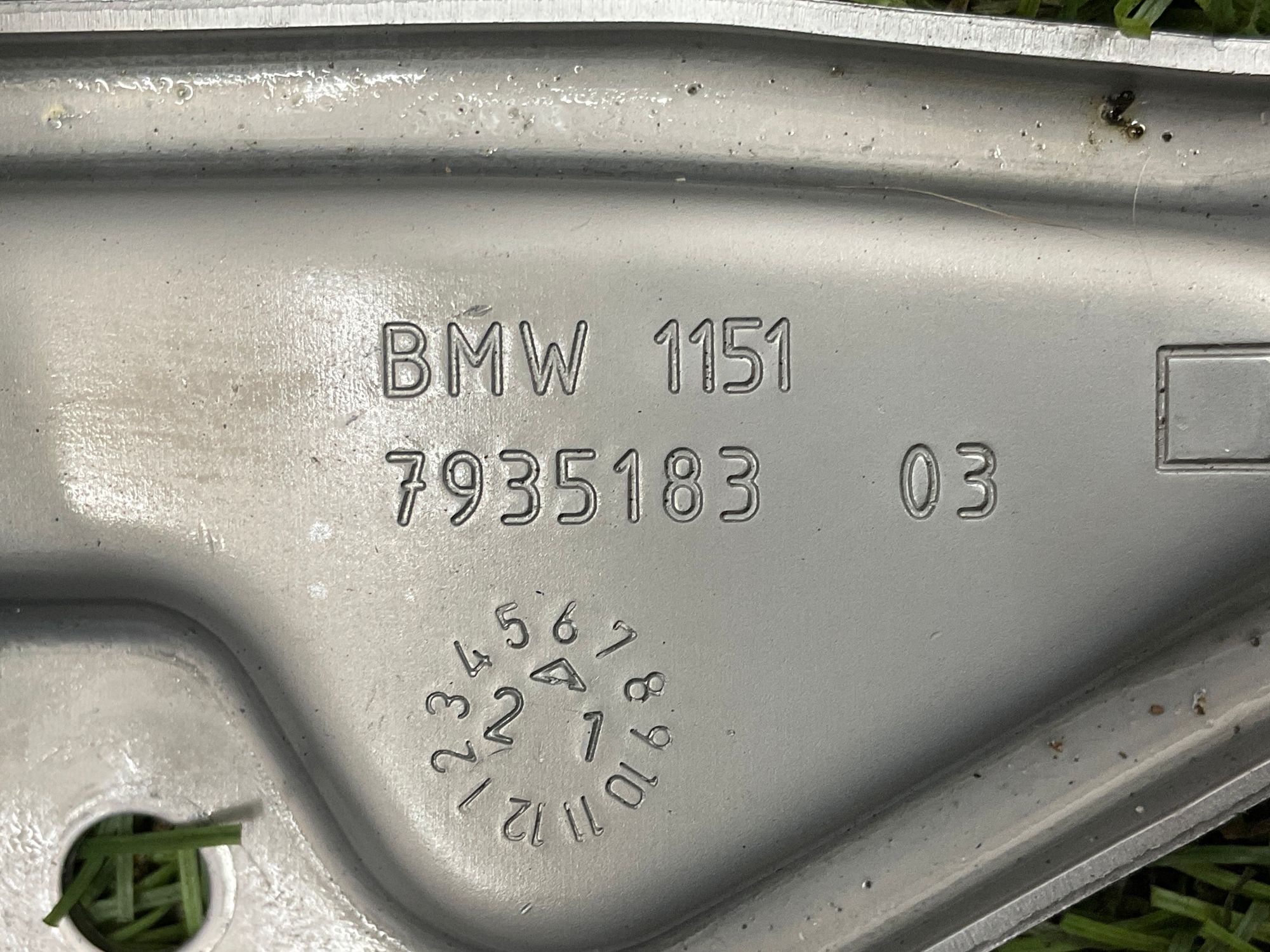 Крепление дополнительной помпы охлаждения BMW 3 серия, G20/G21 рестайлинг, 2000 рублей, Москва