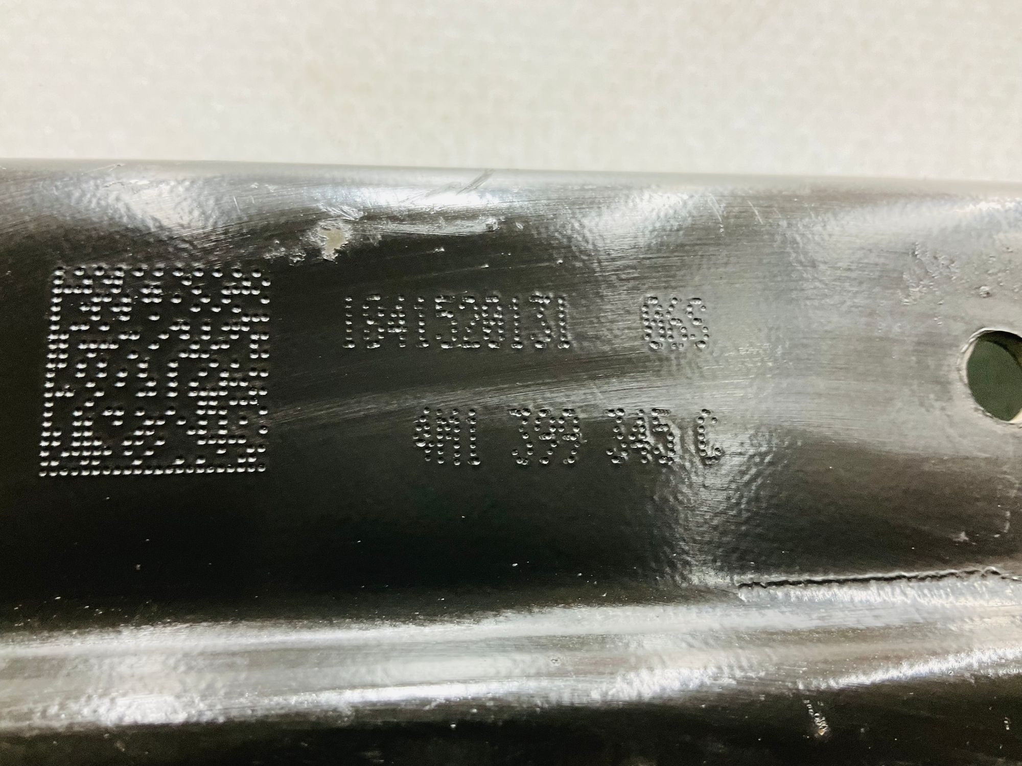 https://ycs.partsauto.market/partsauto-images/thmbs/userImages/h353NjtZg3VDP19b5HMt7LlpbQ93/part/fec066da-95a3-41c0-a167-758197cad374_1784978627473.jpg