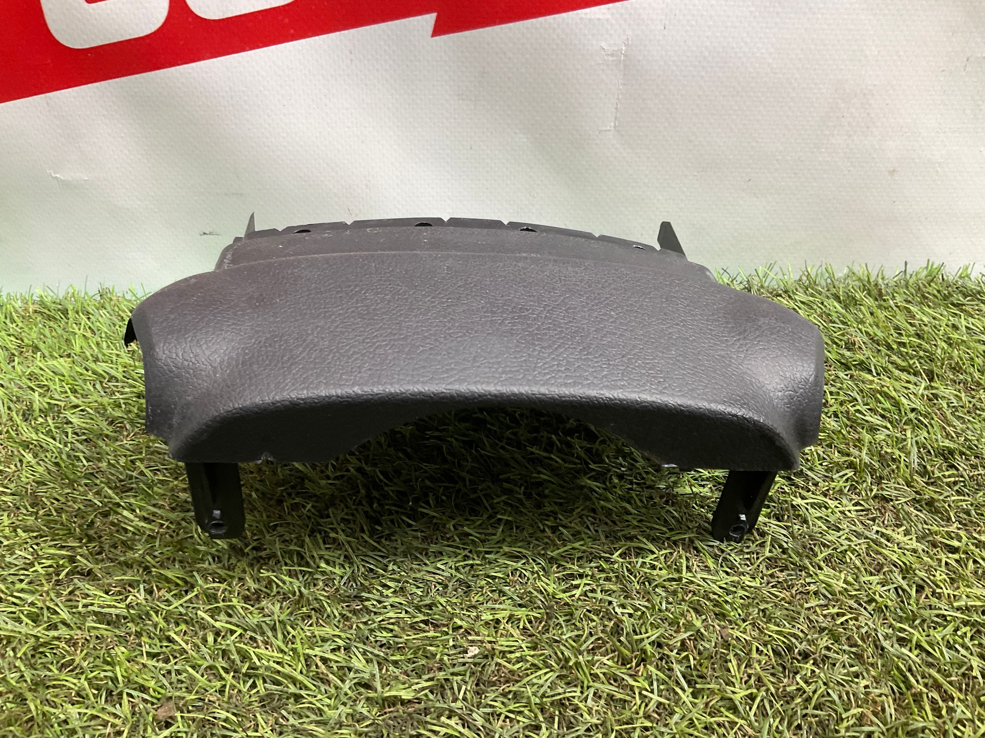 Кожух рулевой колонки Toyota Land Cruiser 200 рестайлинг 2 (2015—2023) 2017, 4000 рублей, Москва